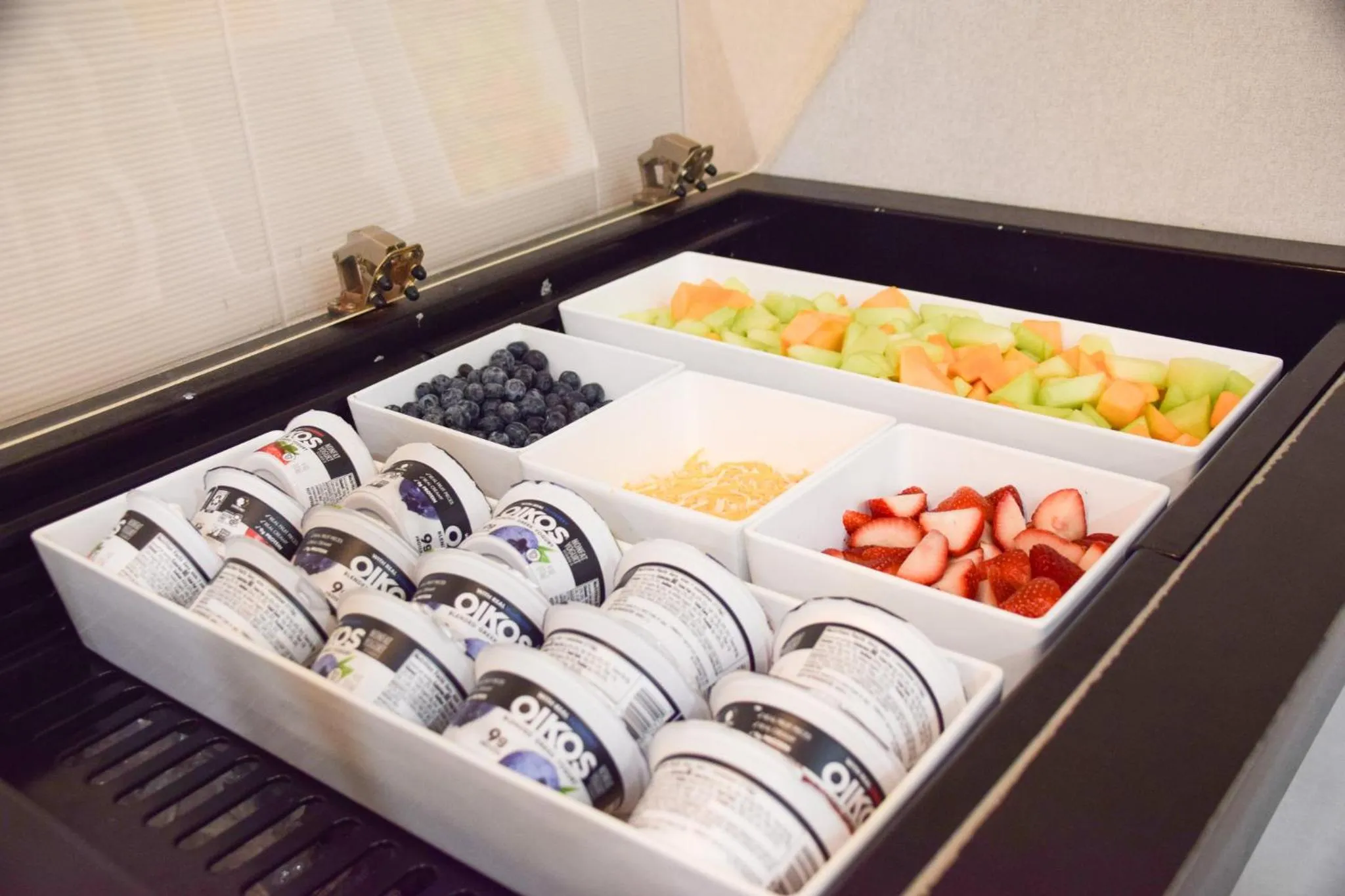 Breakfast in Holiday Inn & Suites Phoenix Airport by IHG