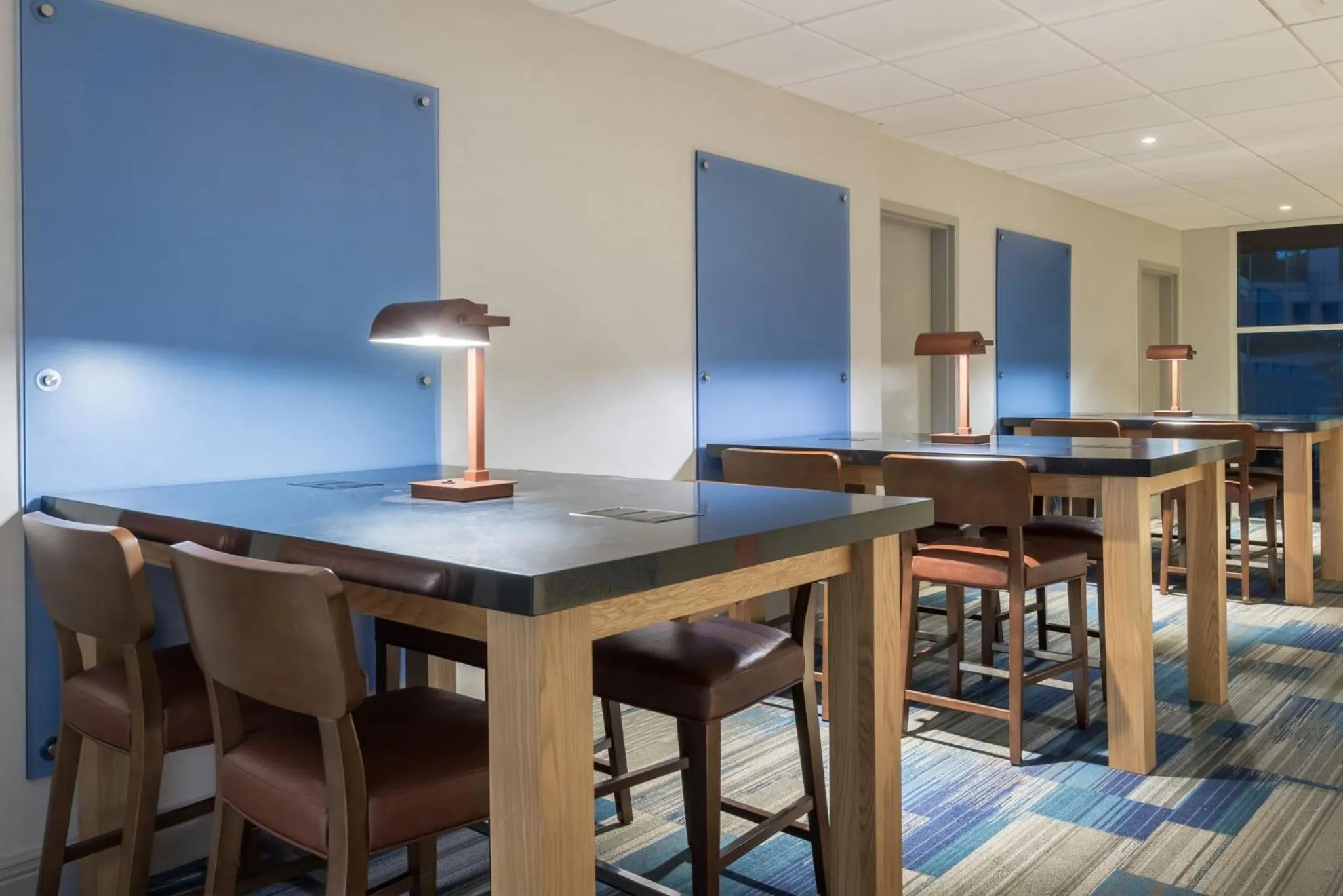 Property building in Holiday Inn Express Miami Airport Doral Area by IHG