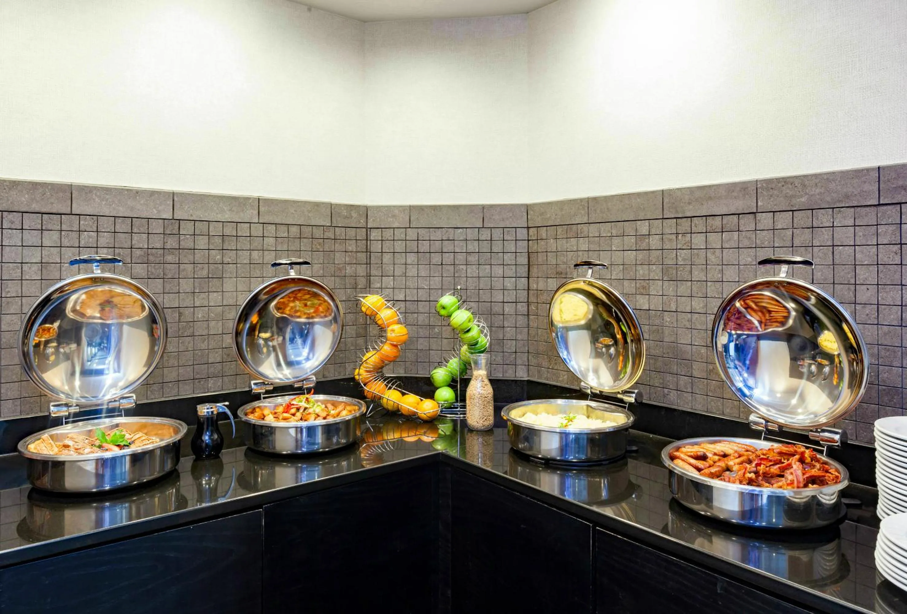 Breakfast in Wyndham Boston Beacon Hill