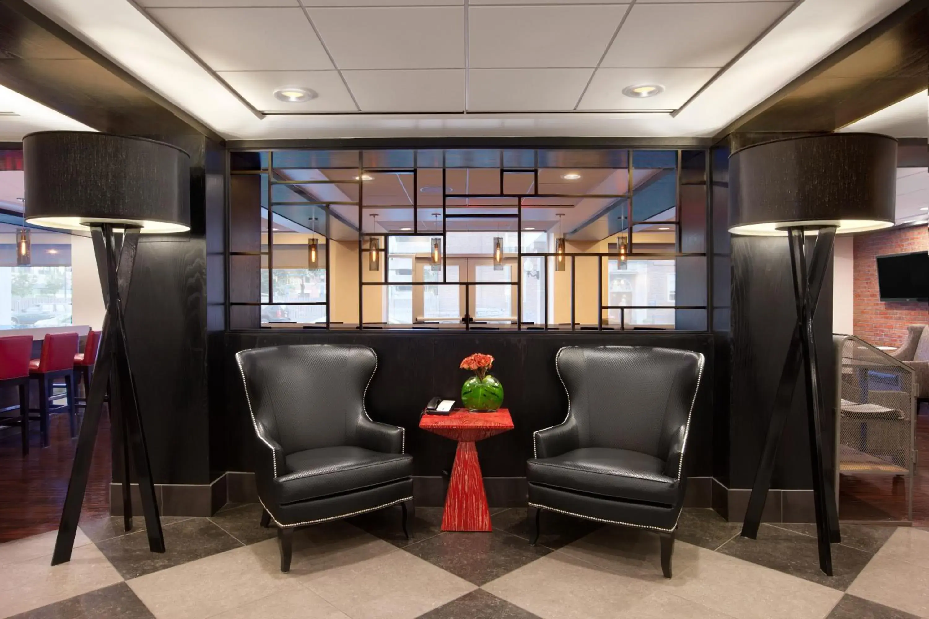 Lounge or bar in Wyndham Boston Beacon Hill Lounge or bar in Wyndham Boston Beacon Hill