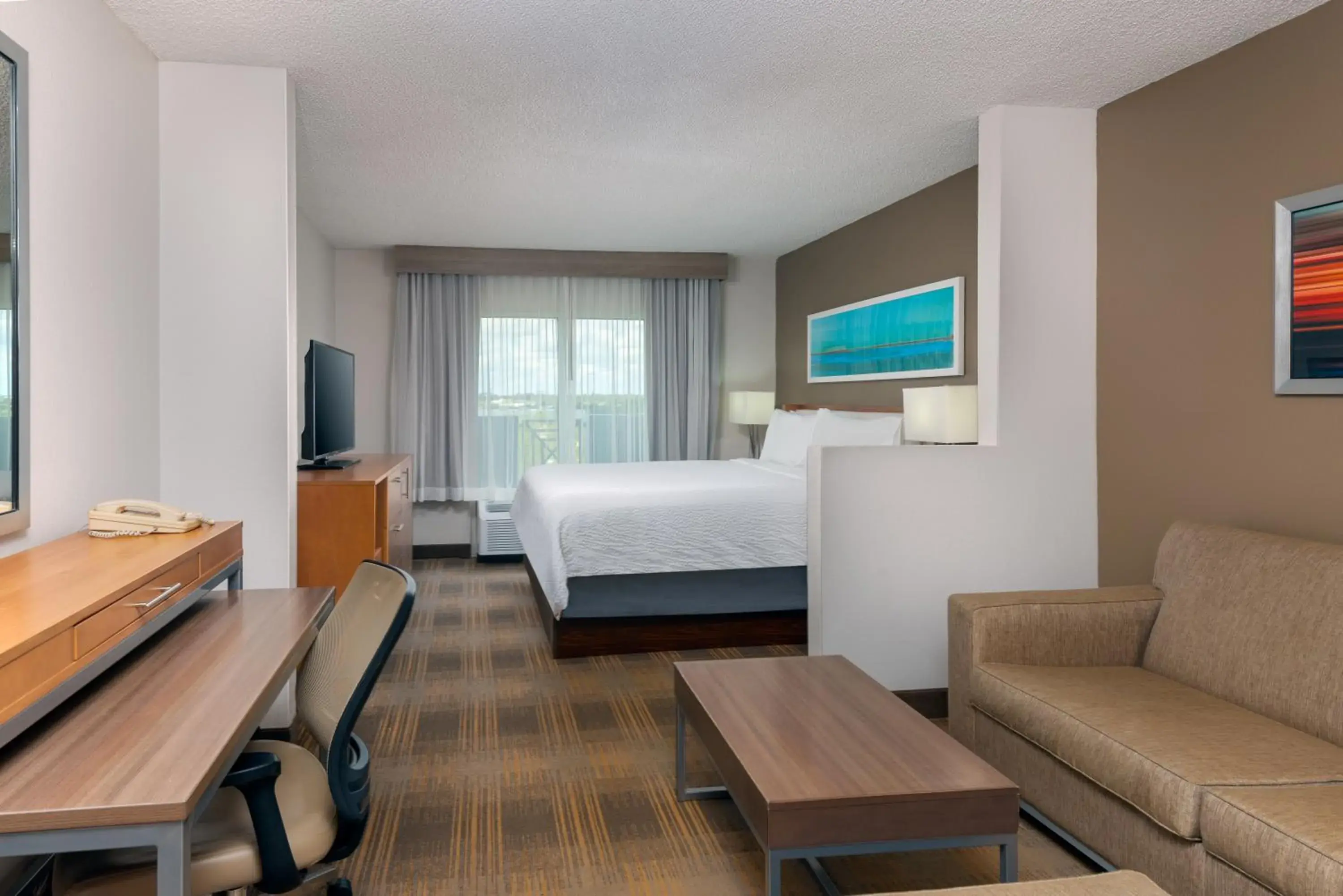Bed in Holiday Inn Miami-Doral Area by IHG Bed in Holiday Inn Miami-Doral Area by IHG
