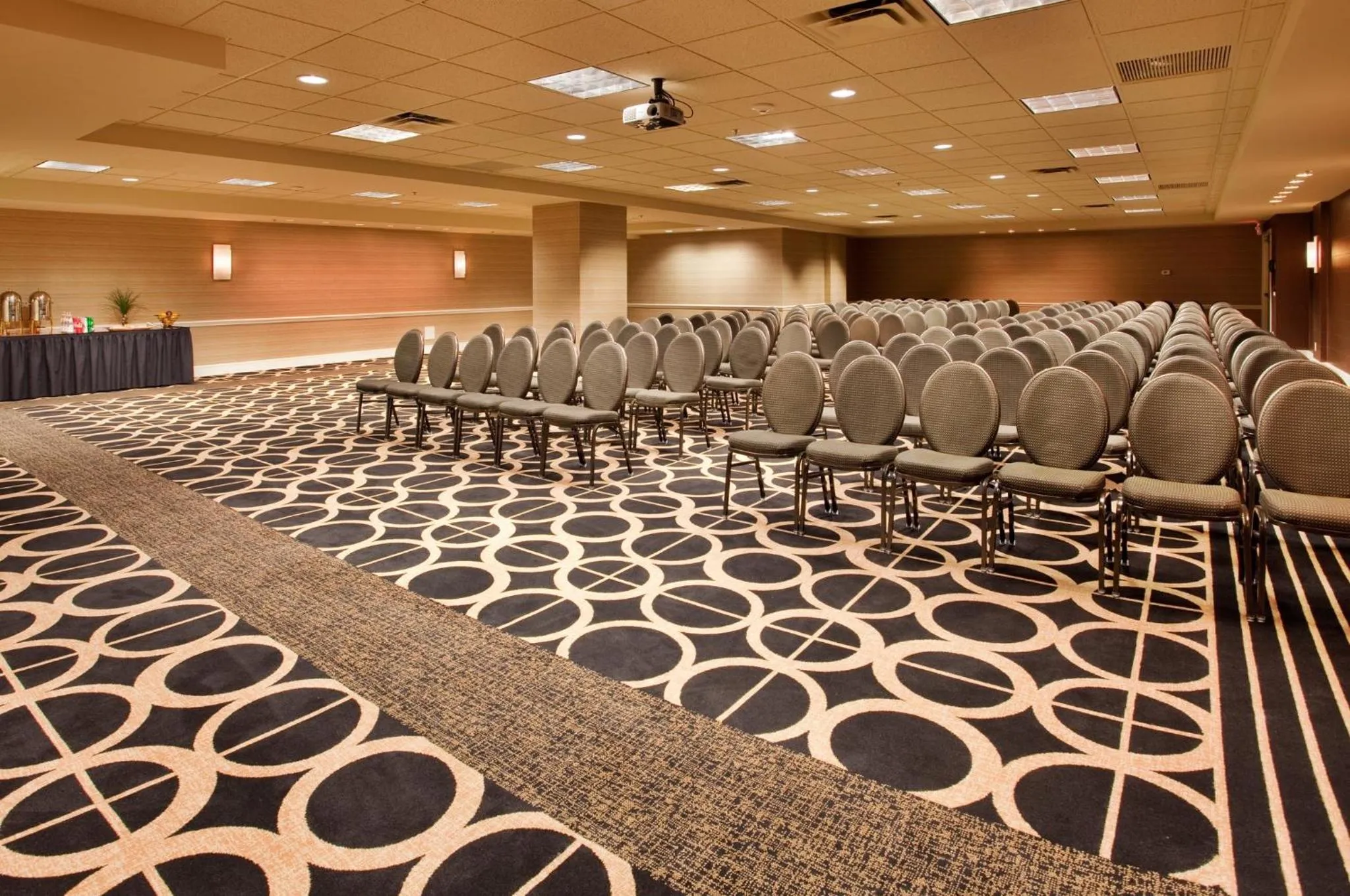 Spa and wellness centre/facilities in Crowne Plaza Kansas City Downtown by IHG