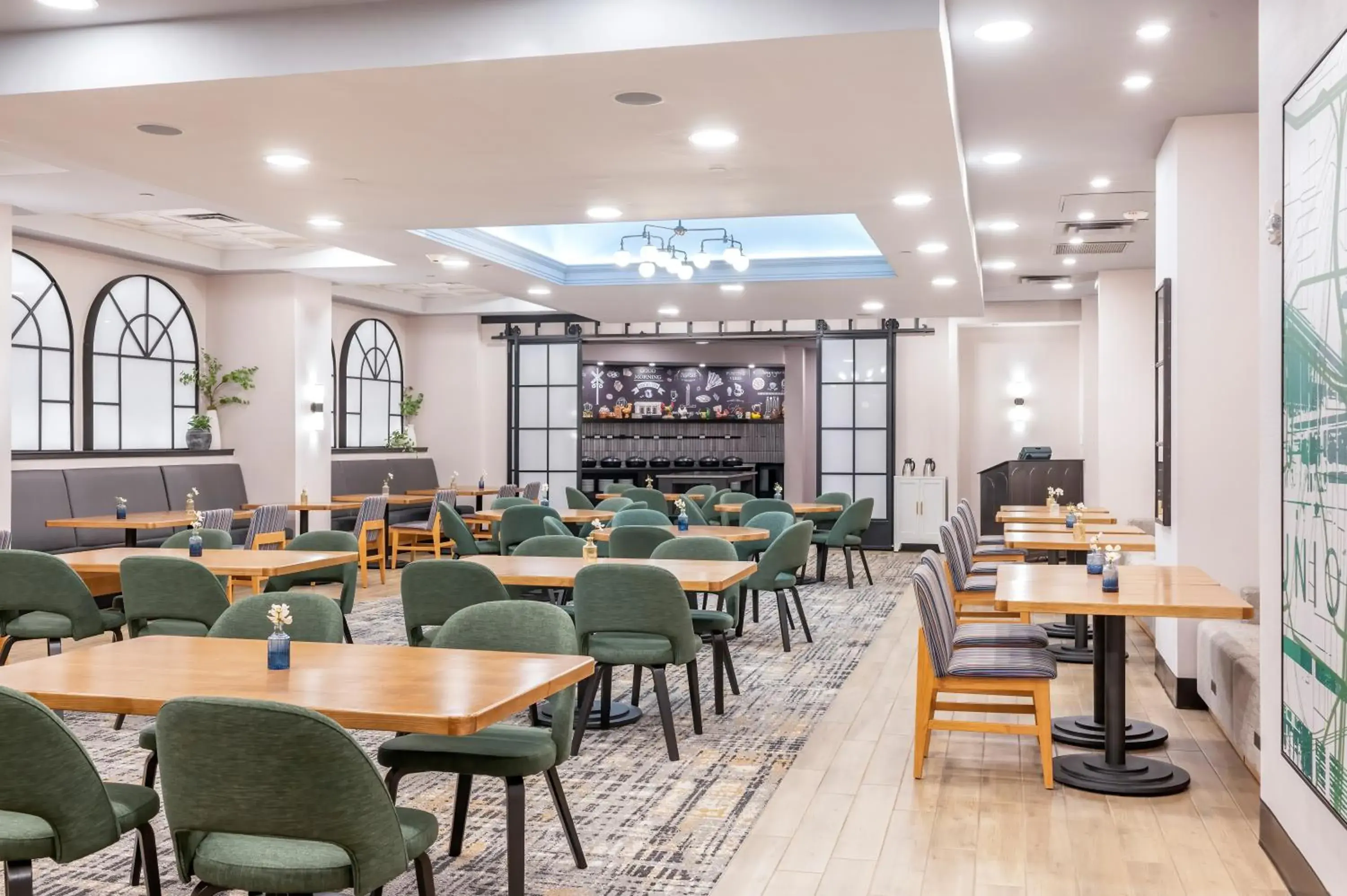 Restaurant/places to eat in Crowne Plaza Kansas City Downtown by IHG Restaurant/places to eat in Crowne Plaza Kansas City Downtown by IHG