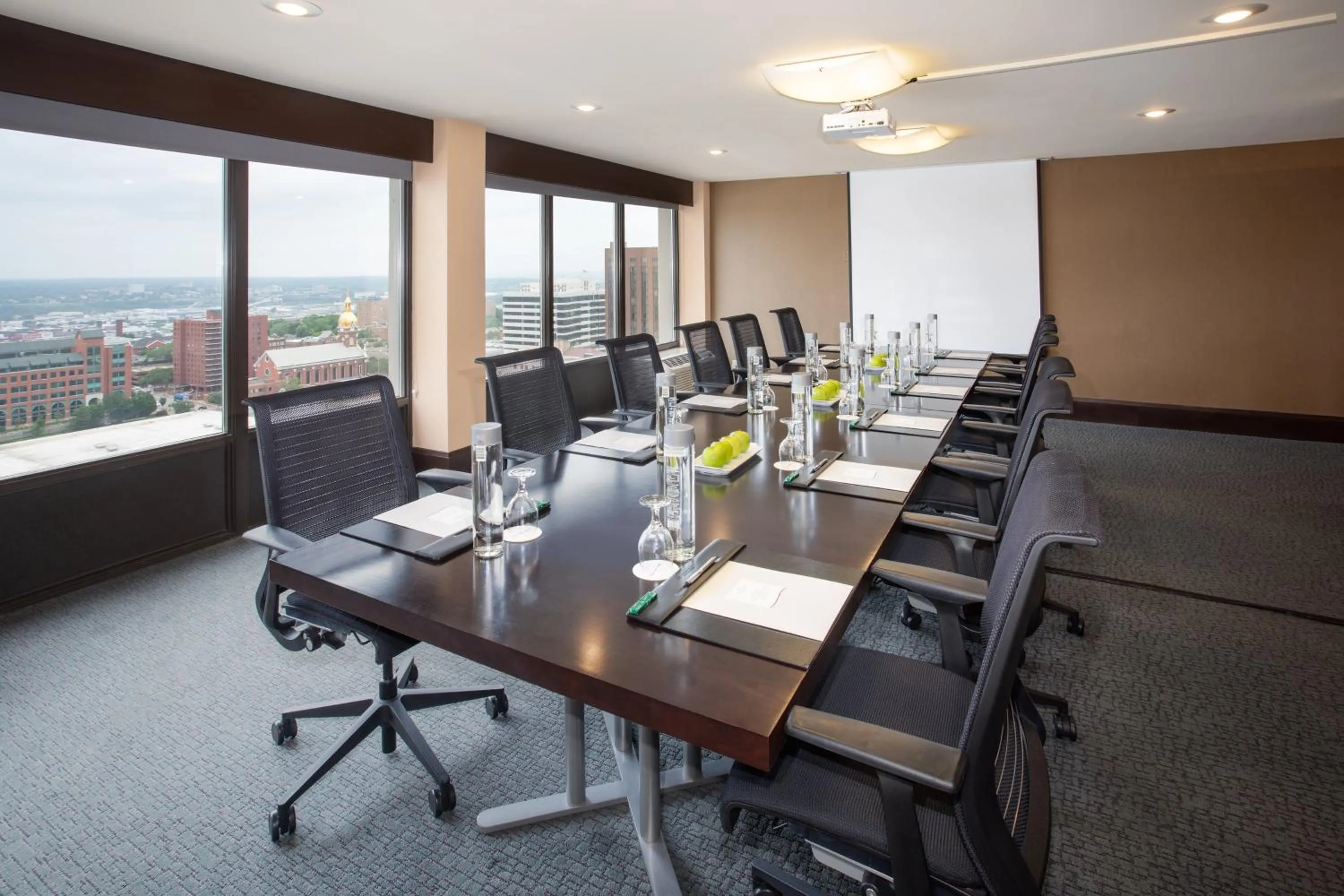 Meeting/conference room in Crowne Plaza Kansas City Downtown by IHG