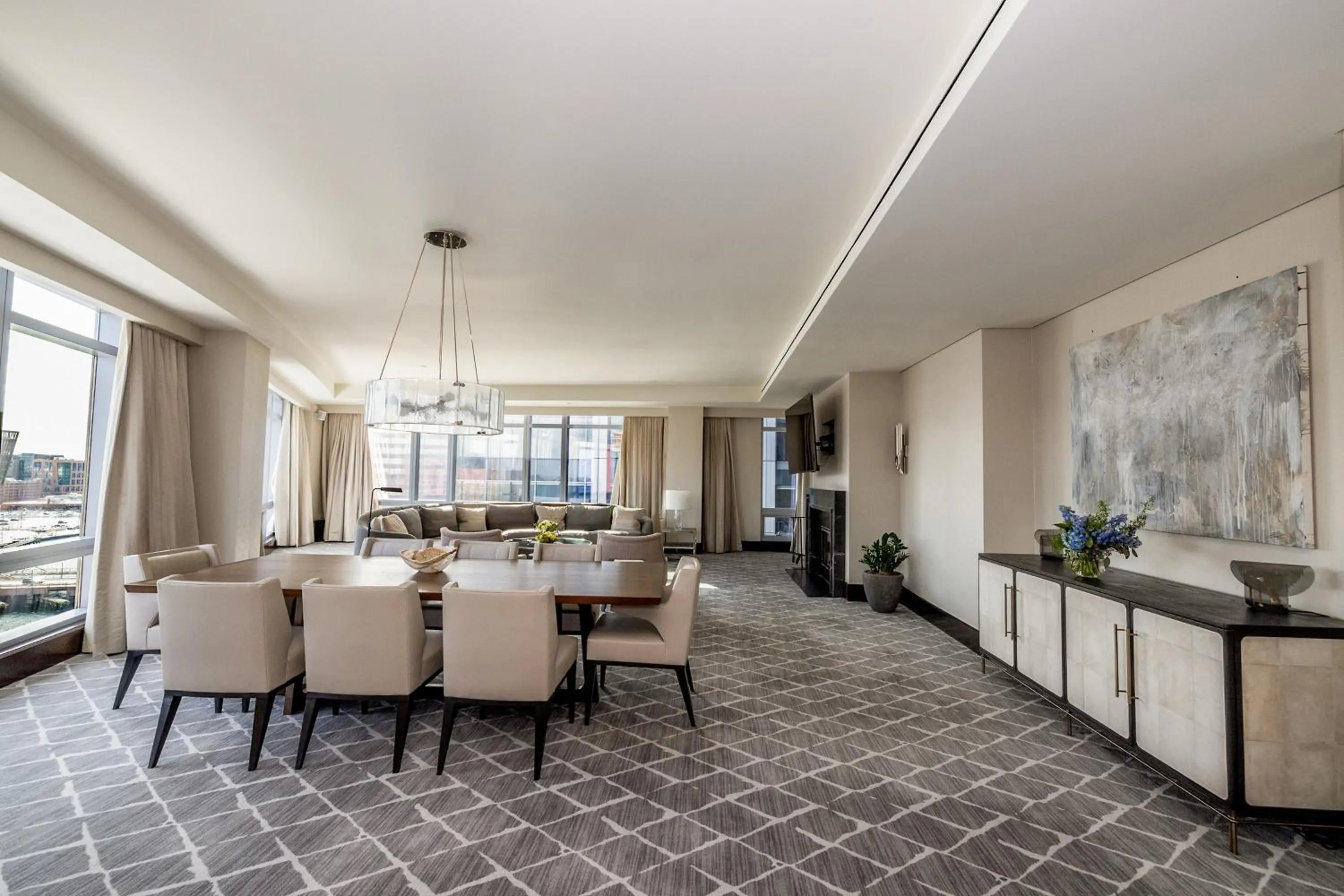 Photo of the whole room in InterContinental Boston by IHG