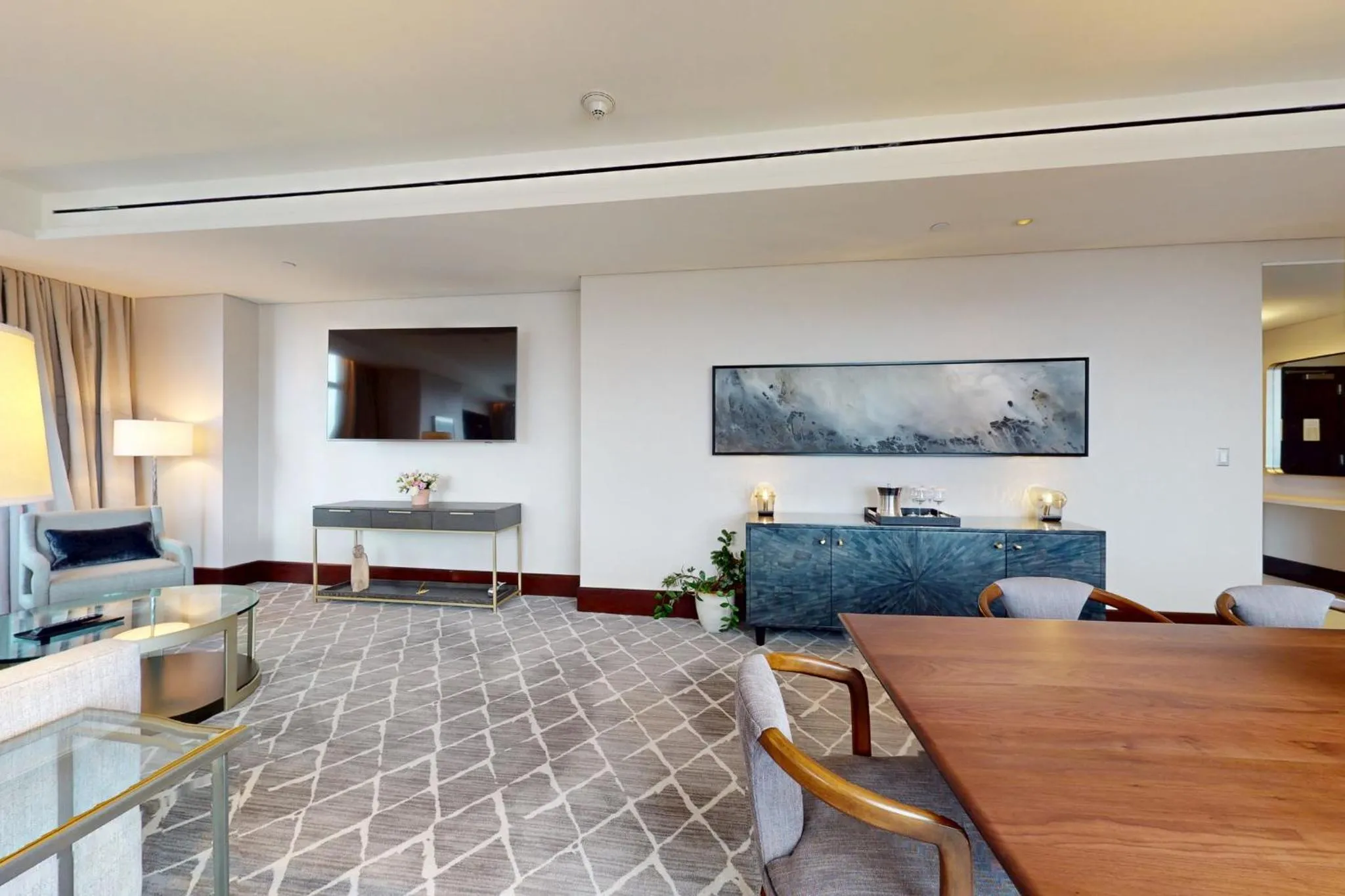 Photo of the whole room in InterContinental Boston by IHG