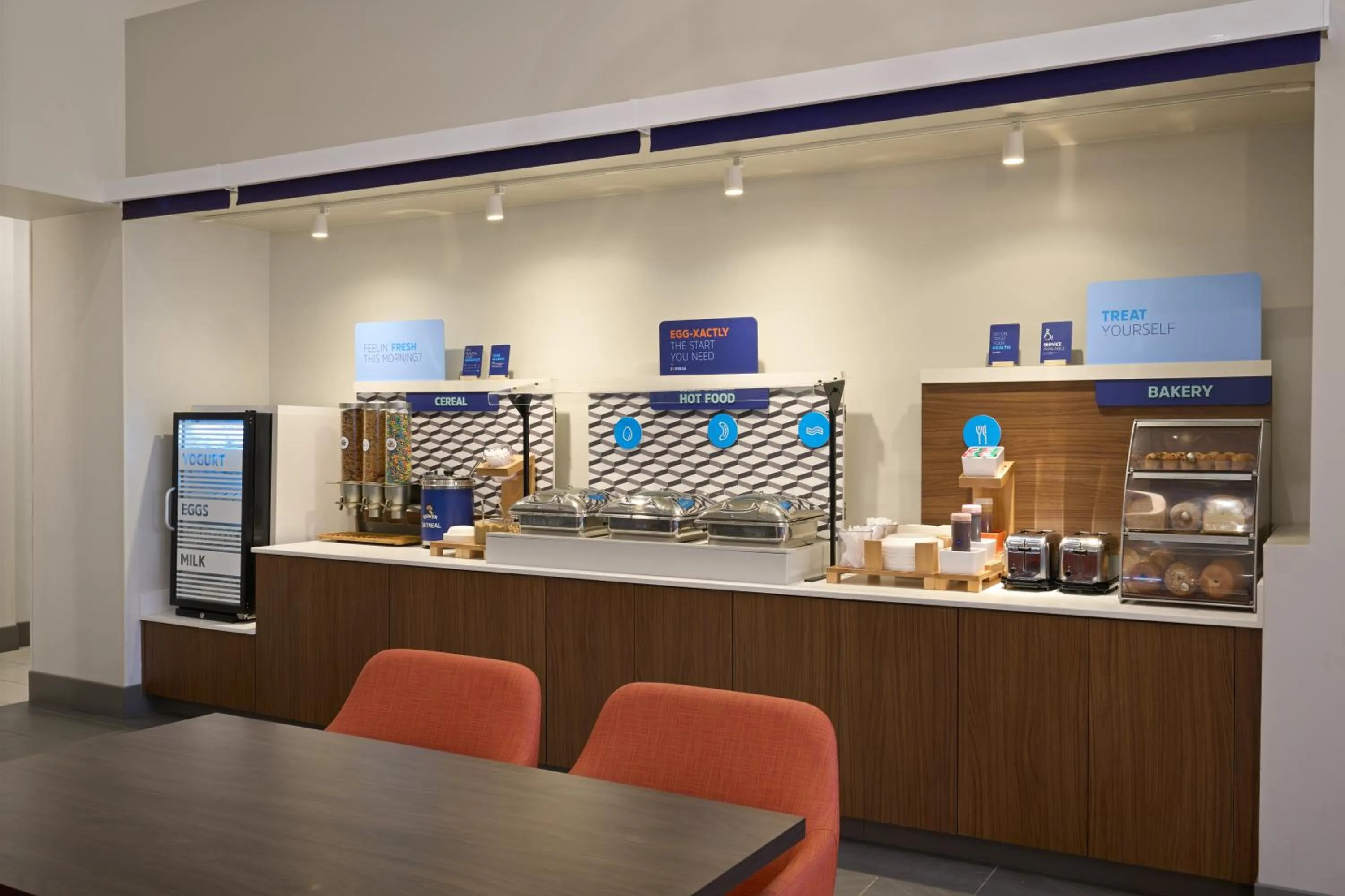 Breakfast in Holiday Inn Express Hotel & Suites Kendall East-Miami by IHG
