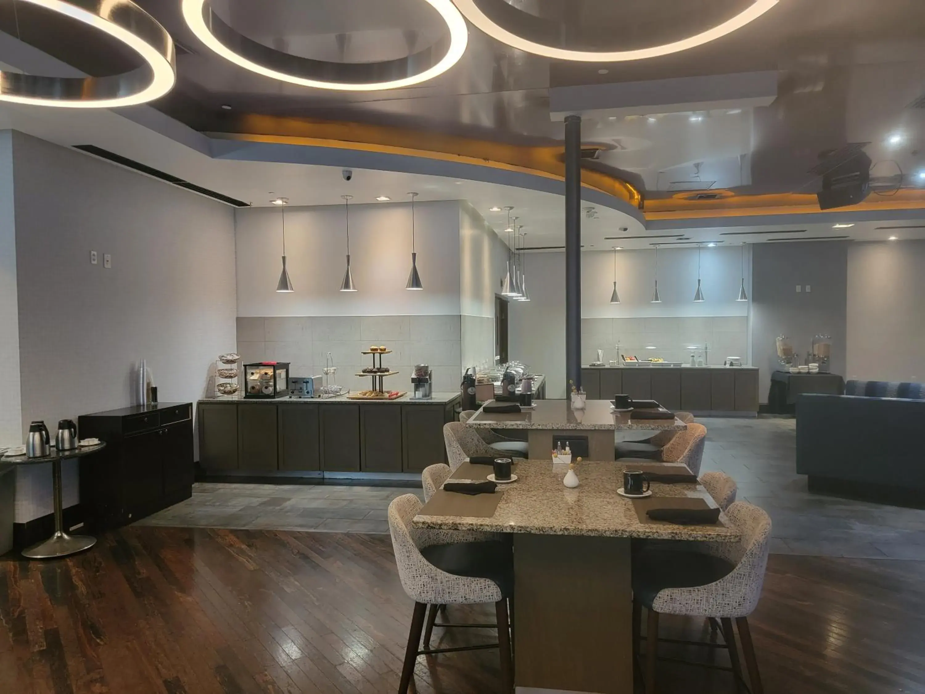 Restaurant/places to eat in Crowne Plaza Dallas Downtown by IHG Restaurant/places to eat in Crowne Plaza Dallas Downtown by IHG