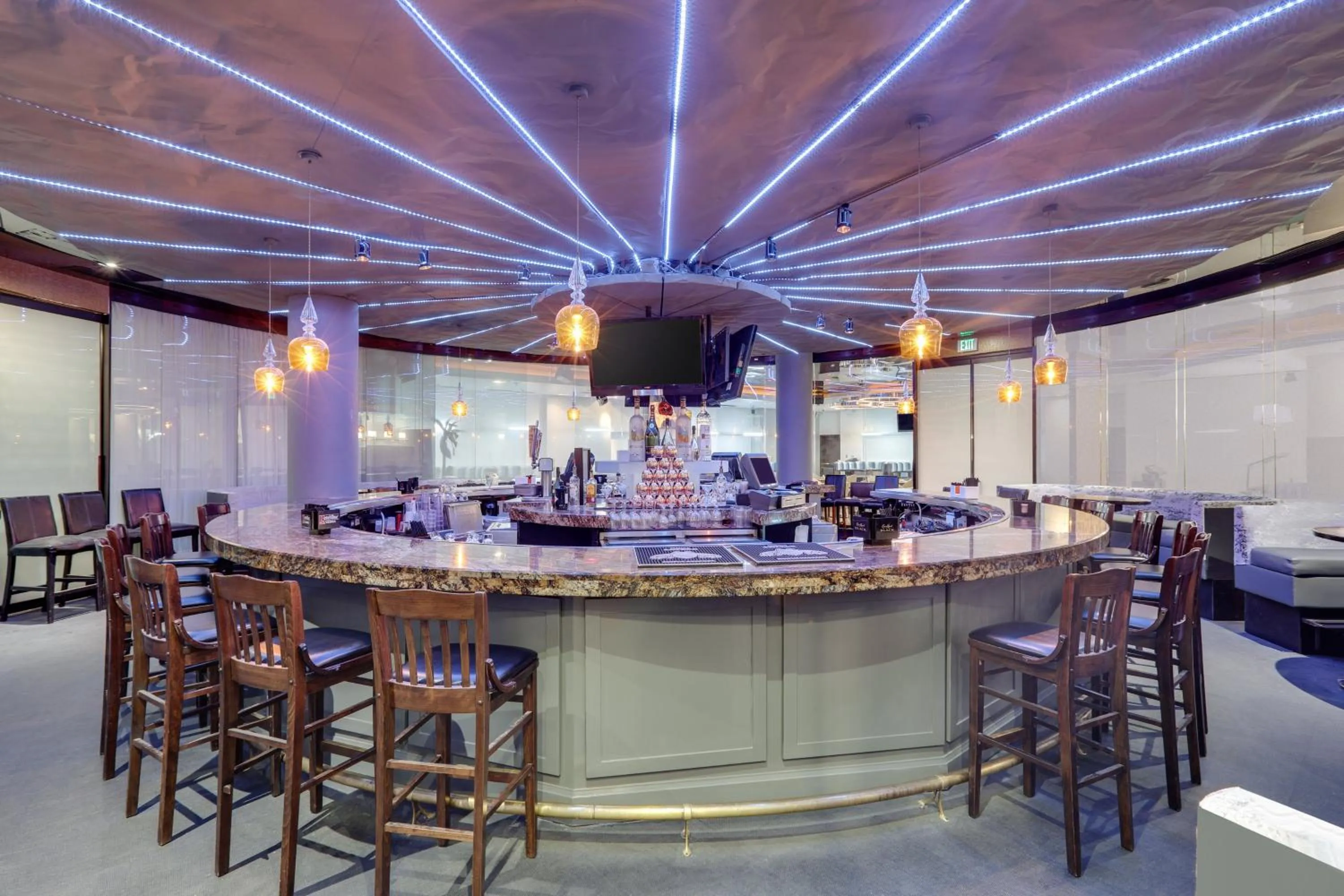 Lounge or bar in Crowne Plaza Dallas Downtown by IHG