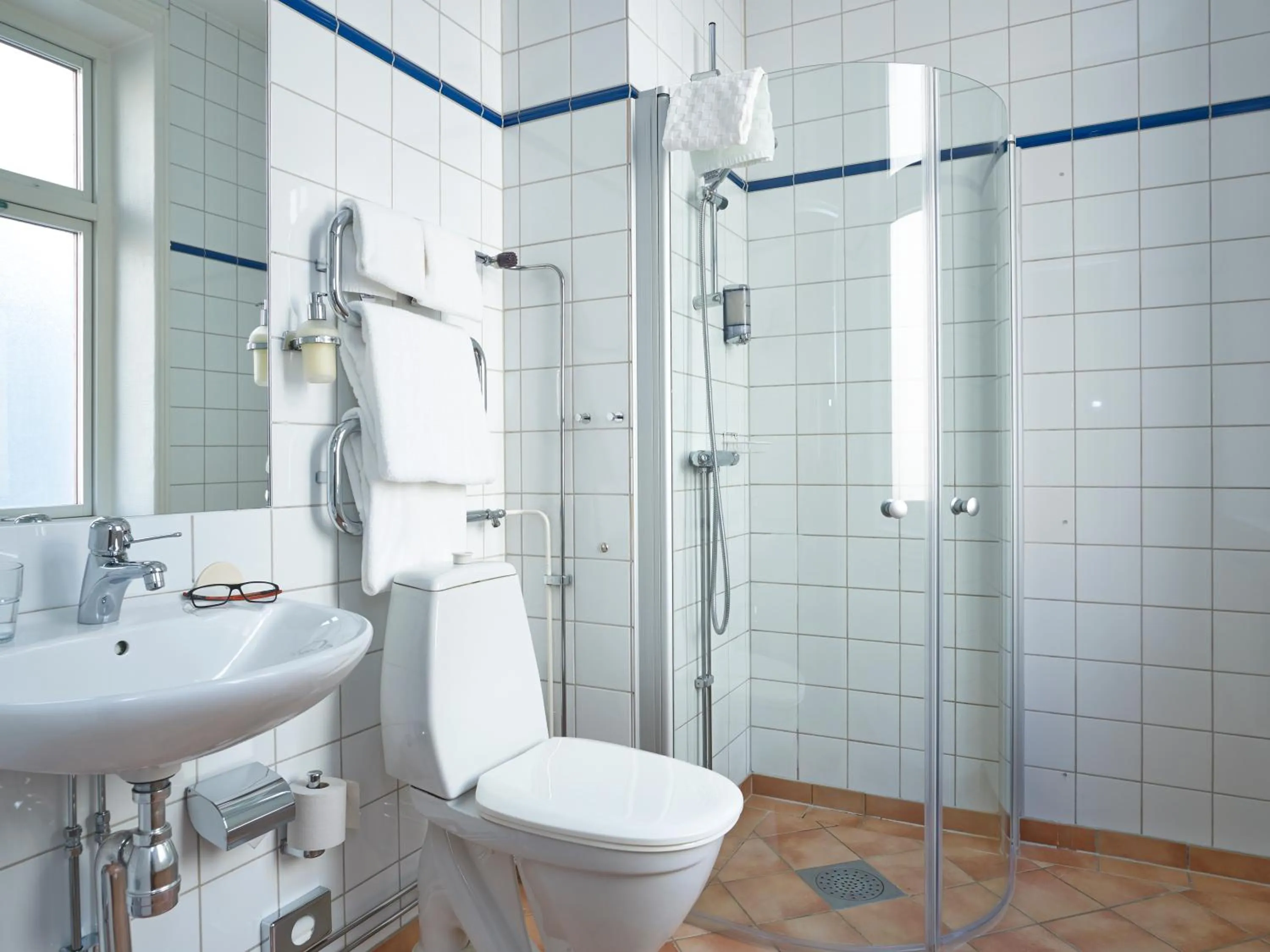 Bathroom in Hotell Stadsparken