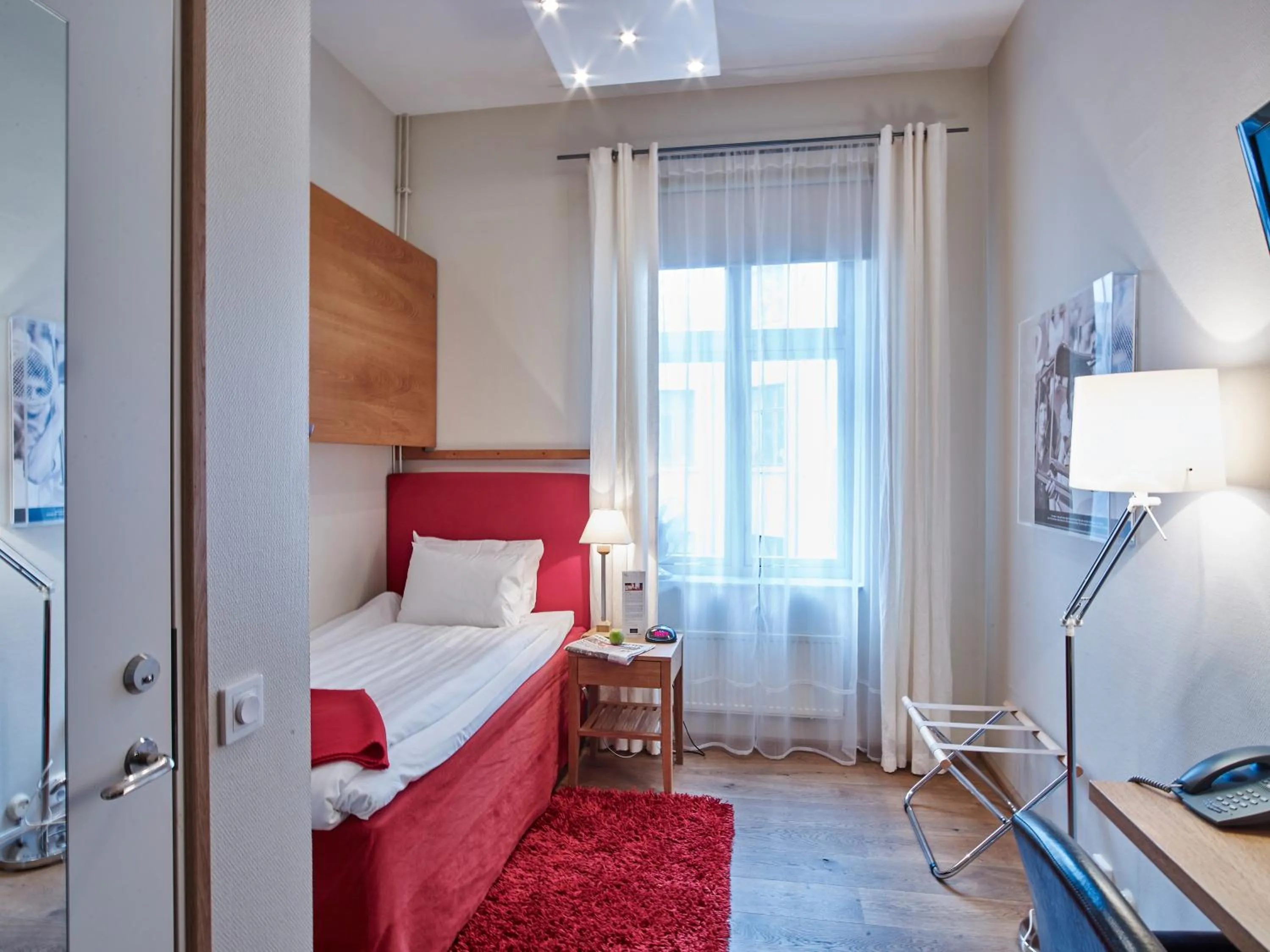 Photo of the whole room, Bed in Hotell Stadsparken