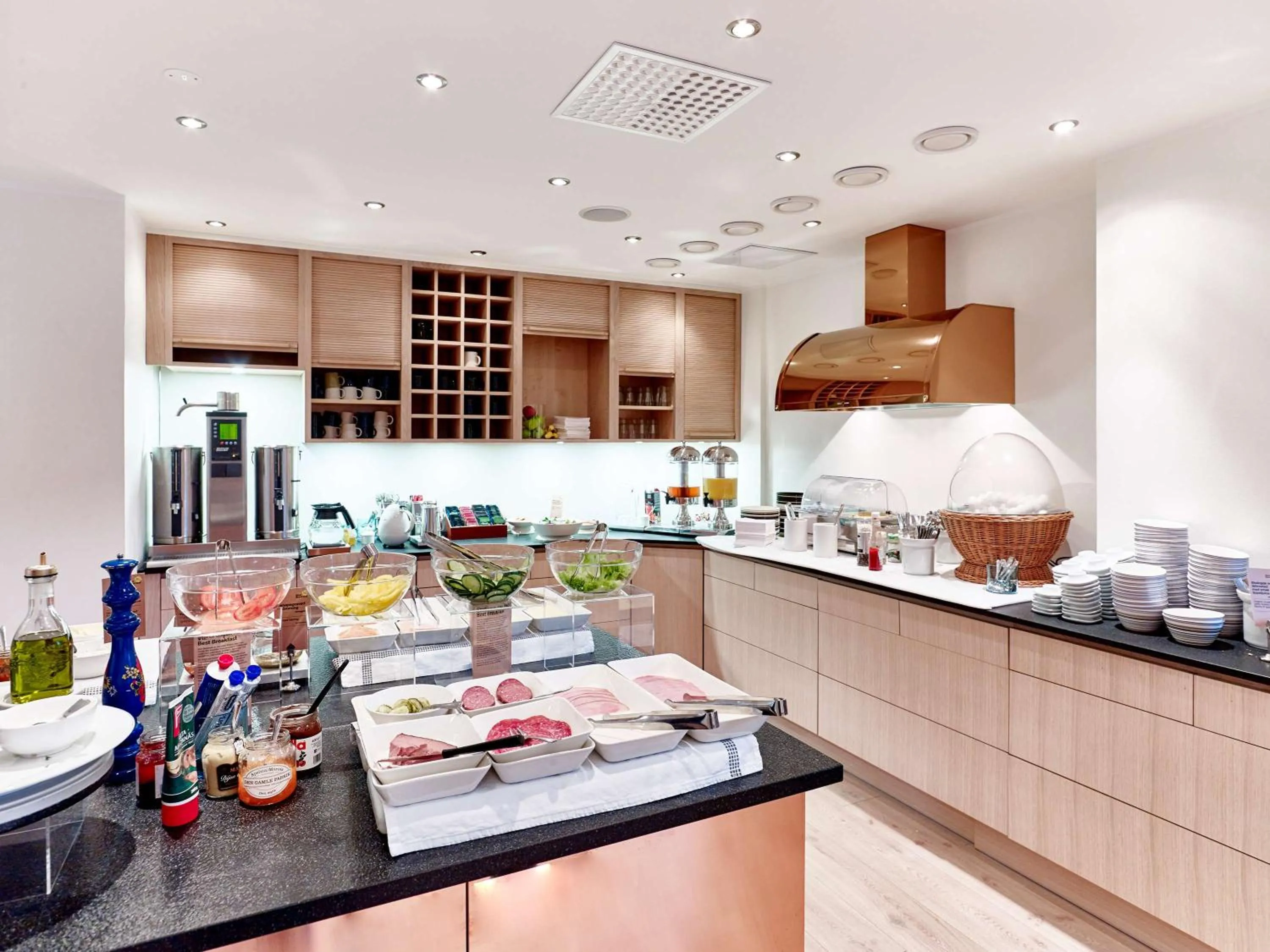 Restaurant/places to eat in Hotell Stadsparken