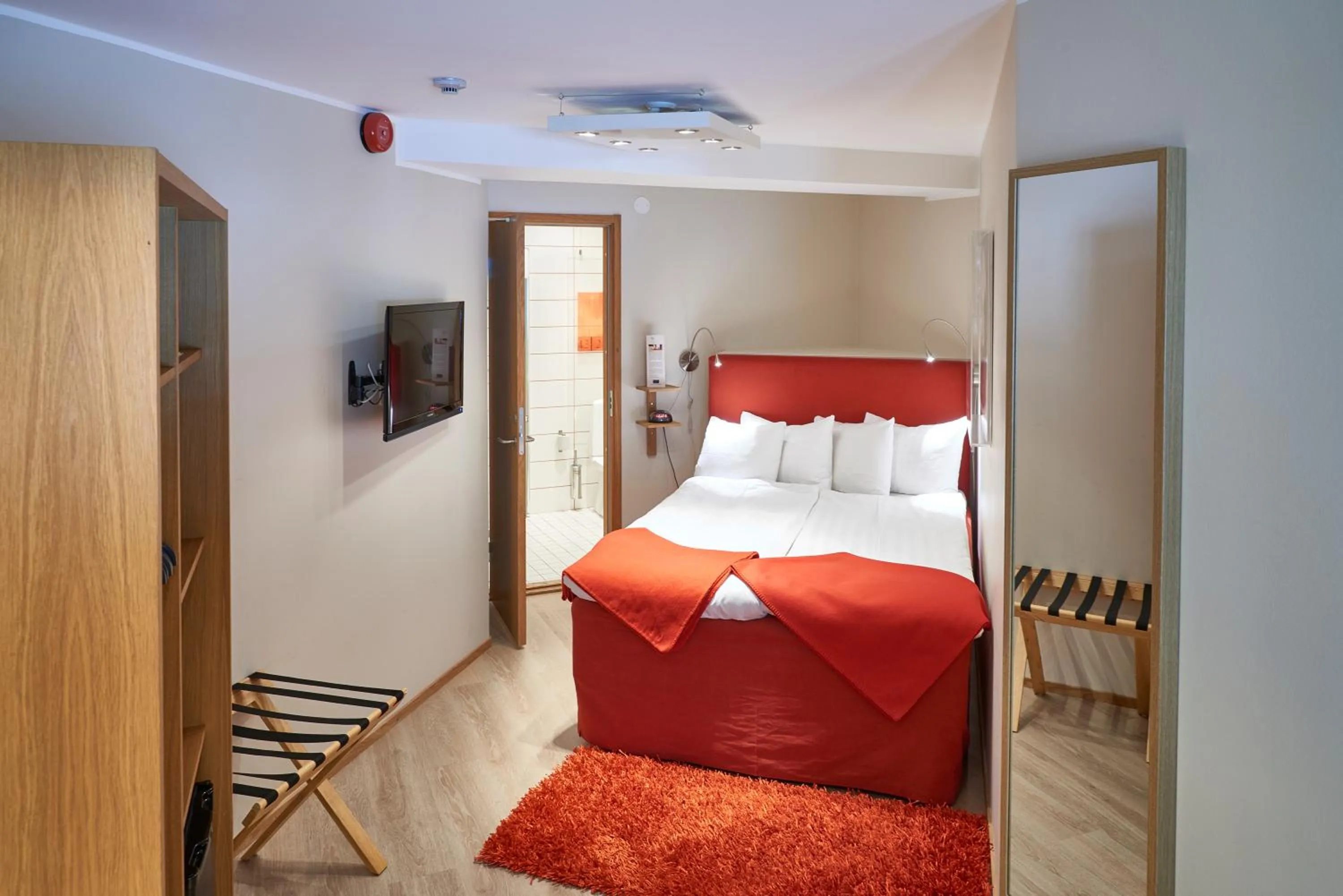 Photo of the whole room, Bed in Hotell Stadsparken