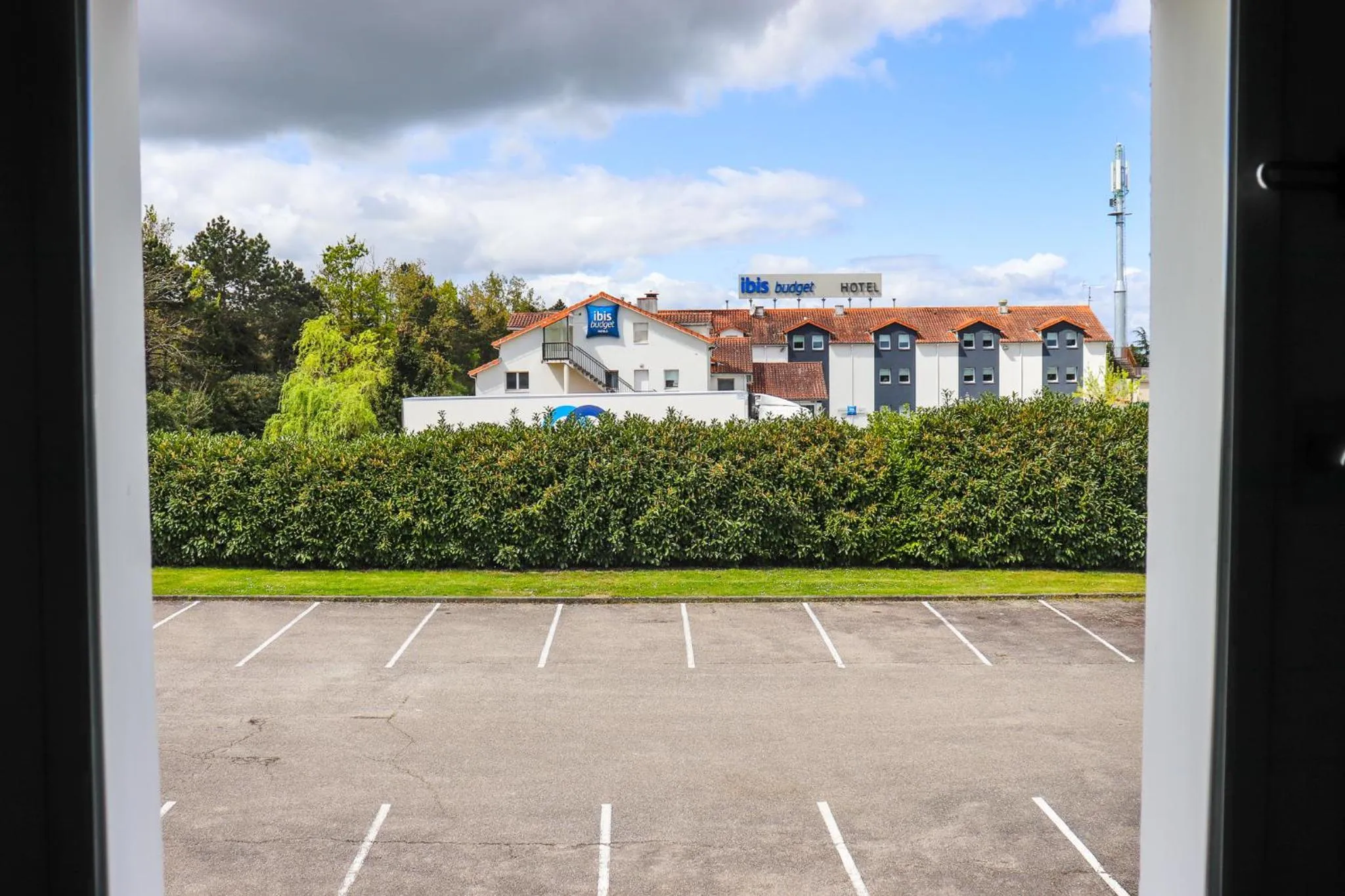 Parking in Hoteleco Sud Agen Autoroute