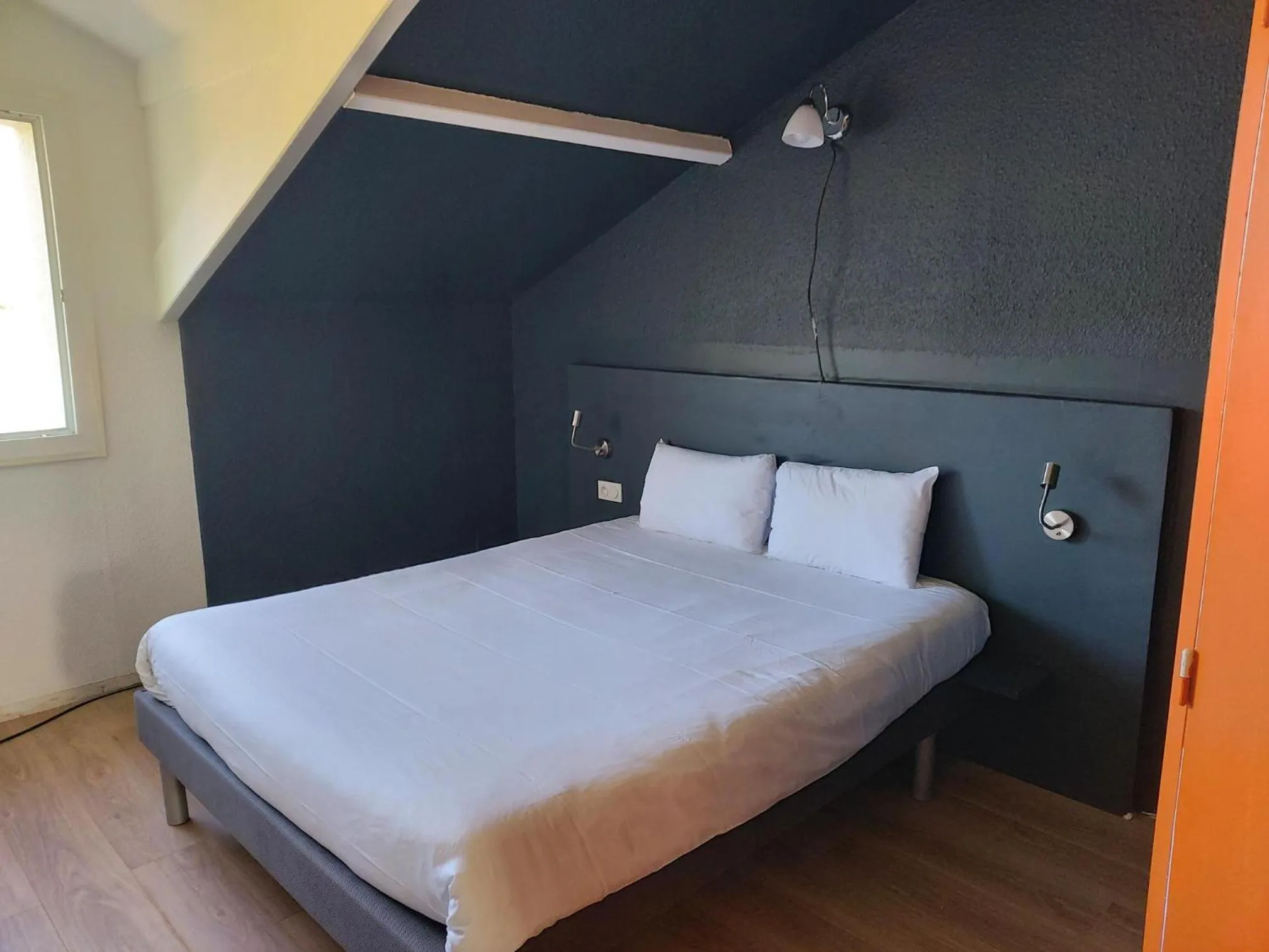 Bedroom, Bed in Ibis Budget Agen