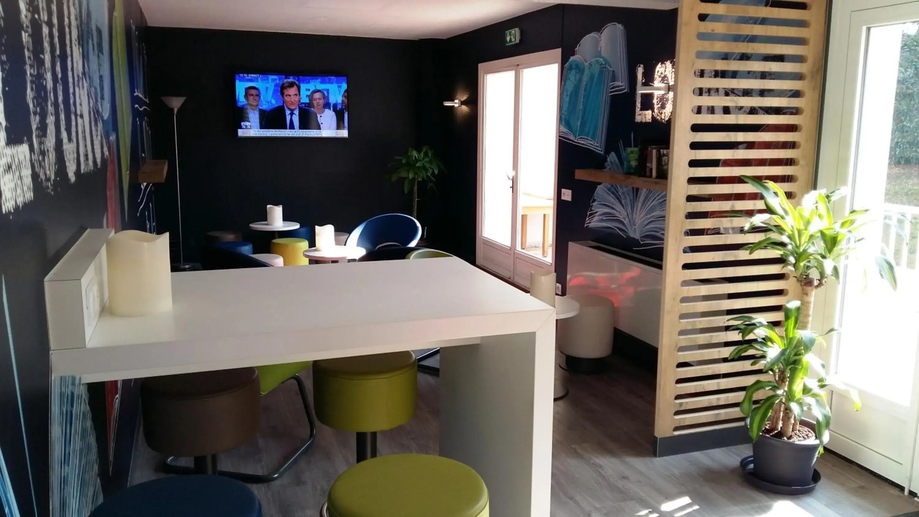 Lounge or bar in Ibis Budget Agen Lounge or bar in Ibis Budget Agen