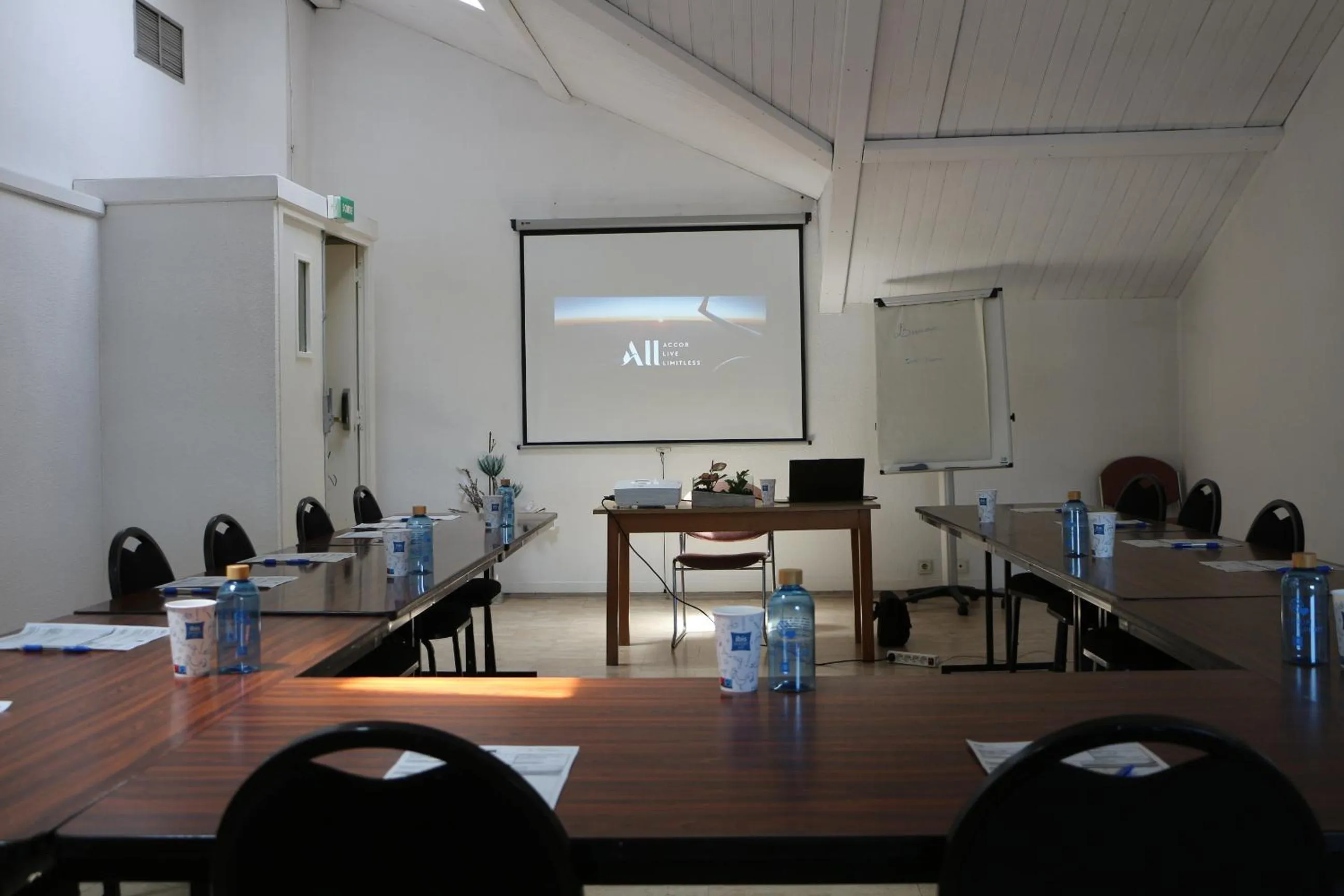 Meeting/conference room in Ibis Budget Agen