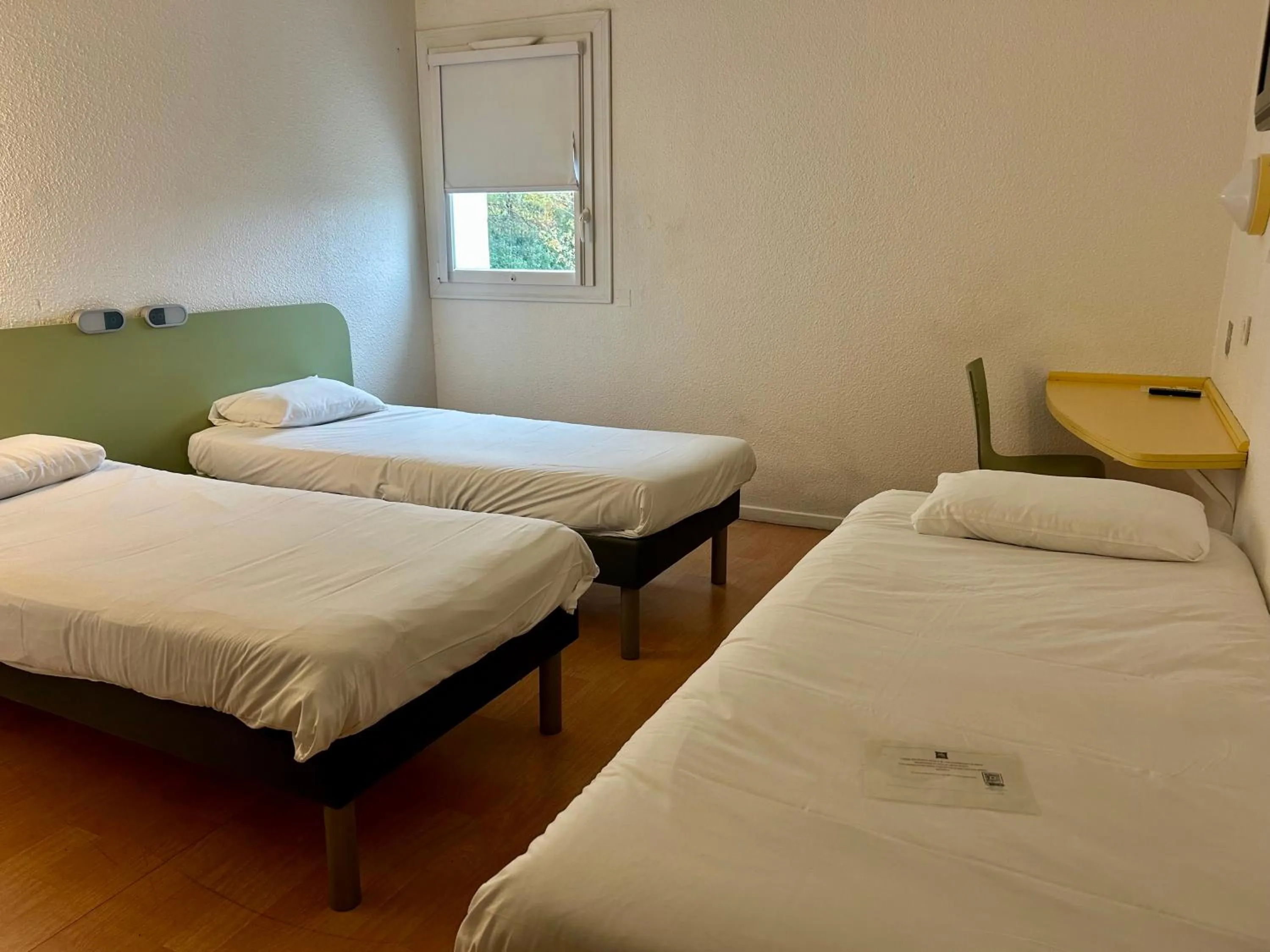 Bed in Ibis Budget Agen