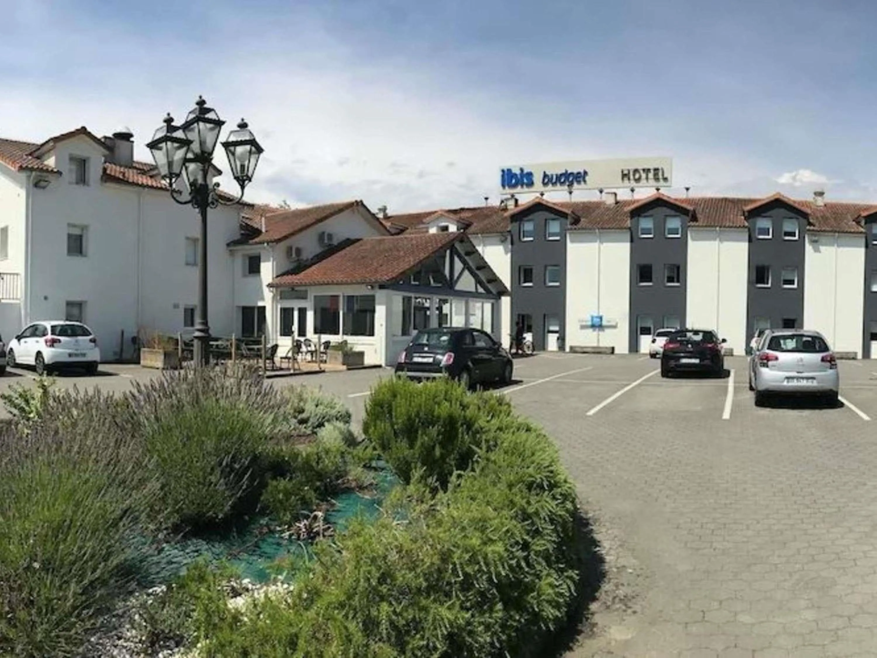 Property building in Ibis Budget Agen