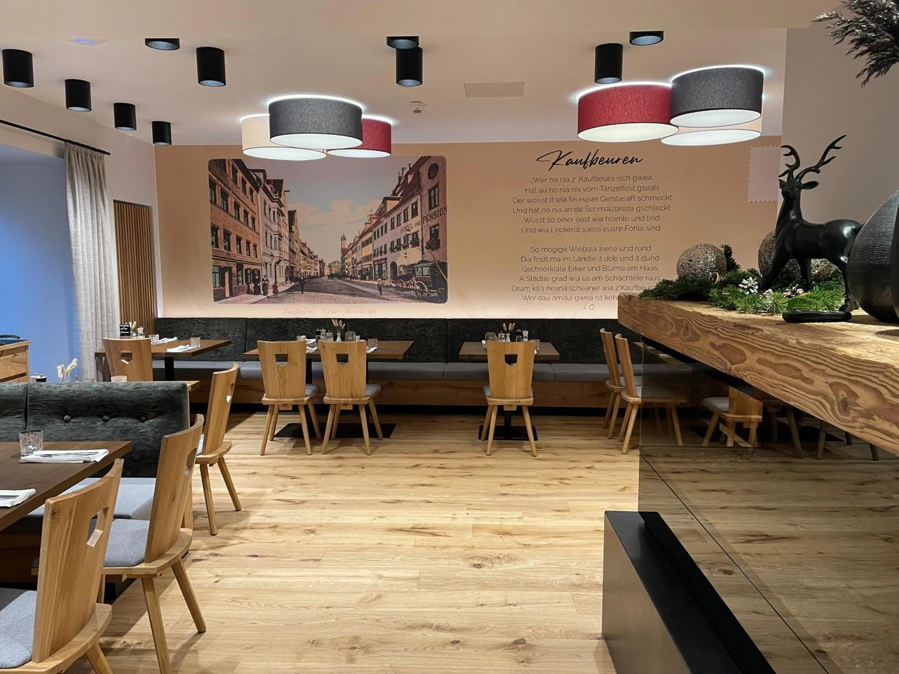 Restaurant/places to eat in Hotel Goldener Hirsch