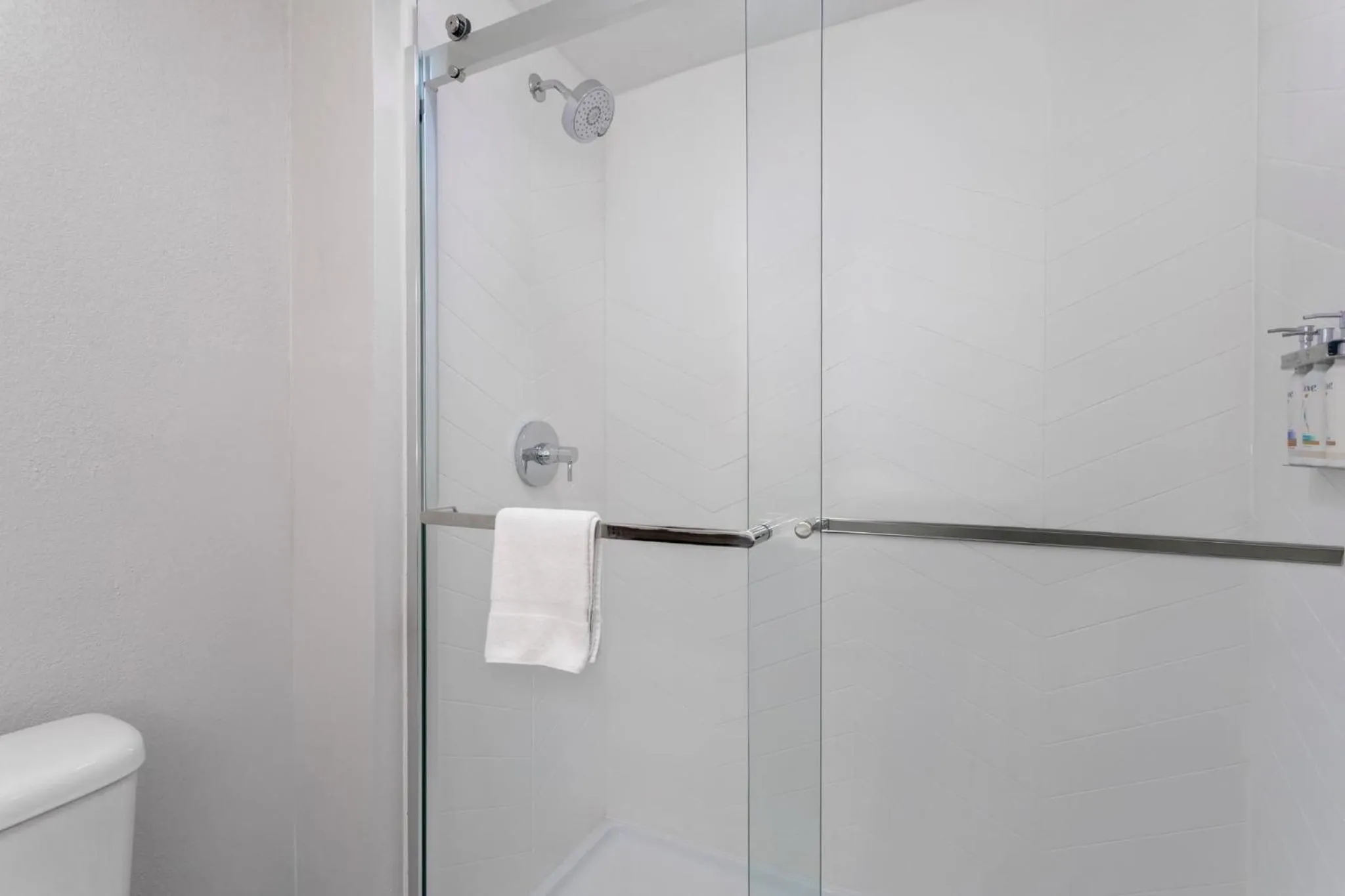 Photo of the whole room in Holiday Inn Hotel & Suites Daytona Beach On The Ocean by IHG