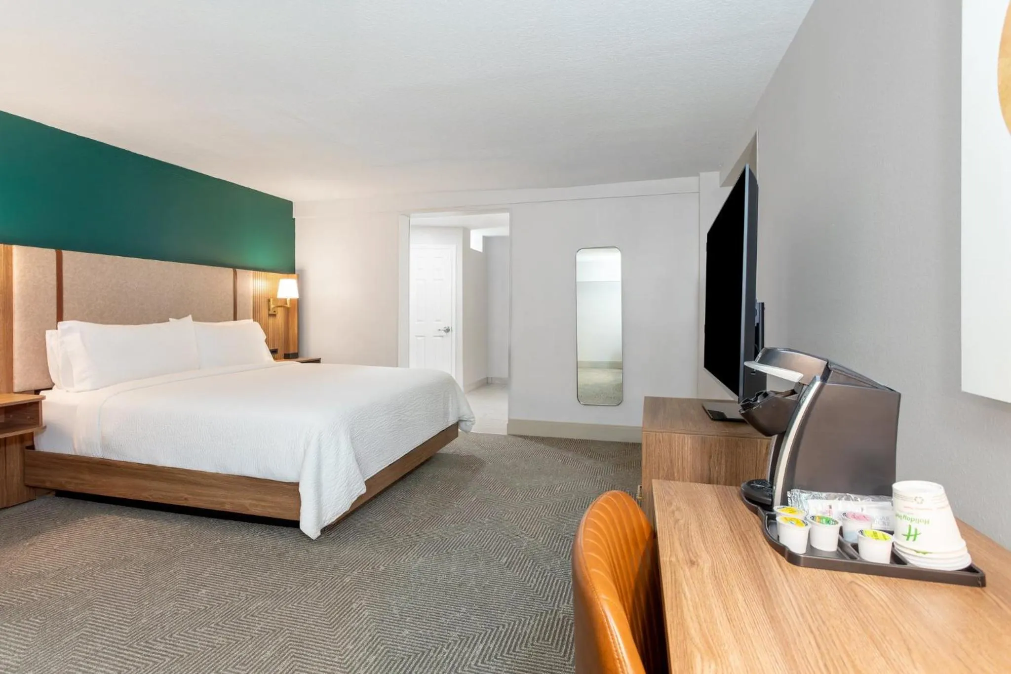 Photo of the whole room, Bed in Holiday Inn Hotel & Suites Daytona Beach On The Ocean by IHG