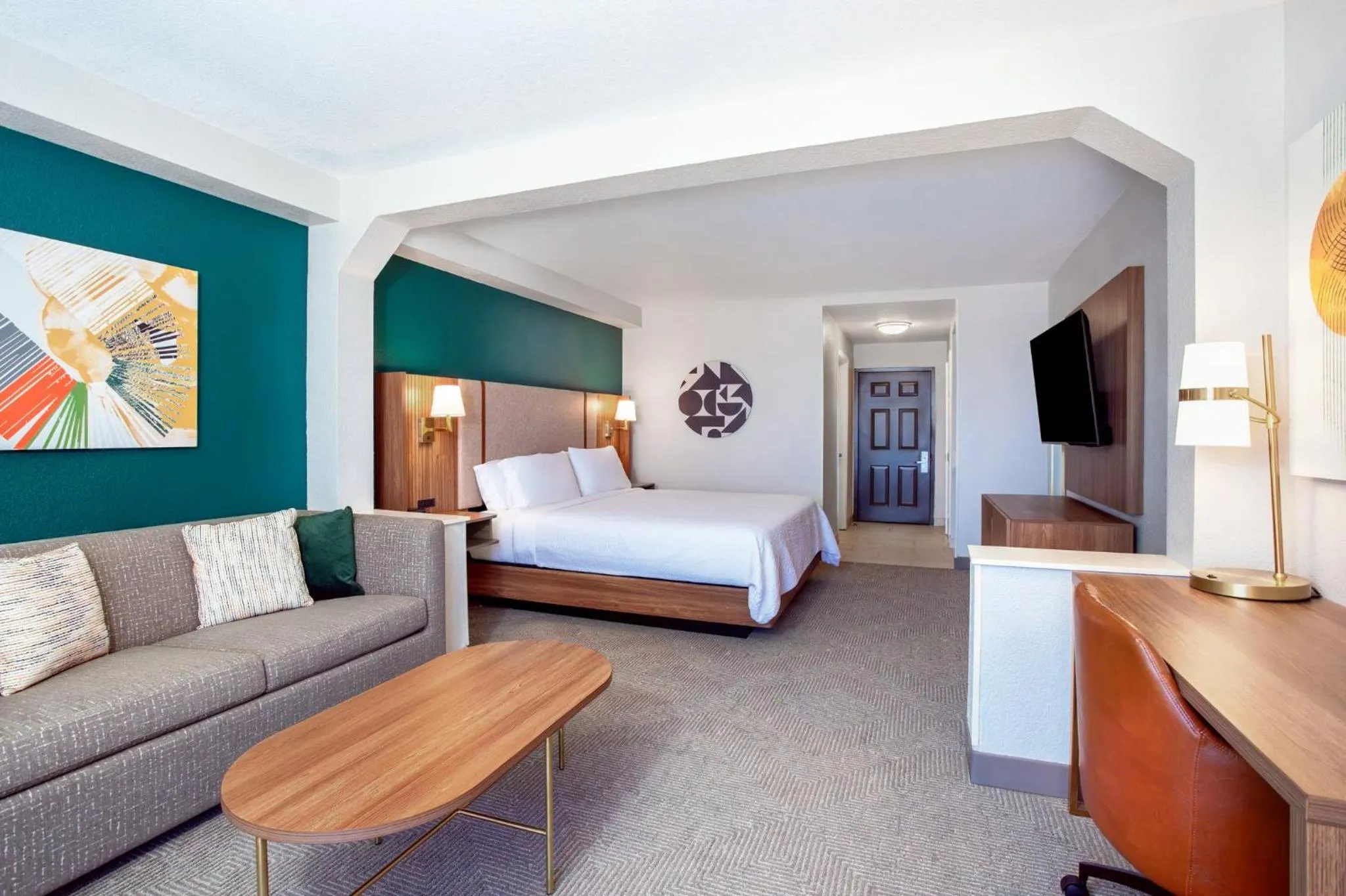 Photo of the whole room, Bed in Holiday Inn Hotel & Suites Daytona Beach On The Ocean by IHG