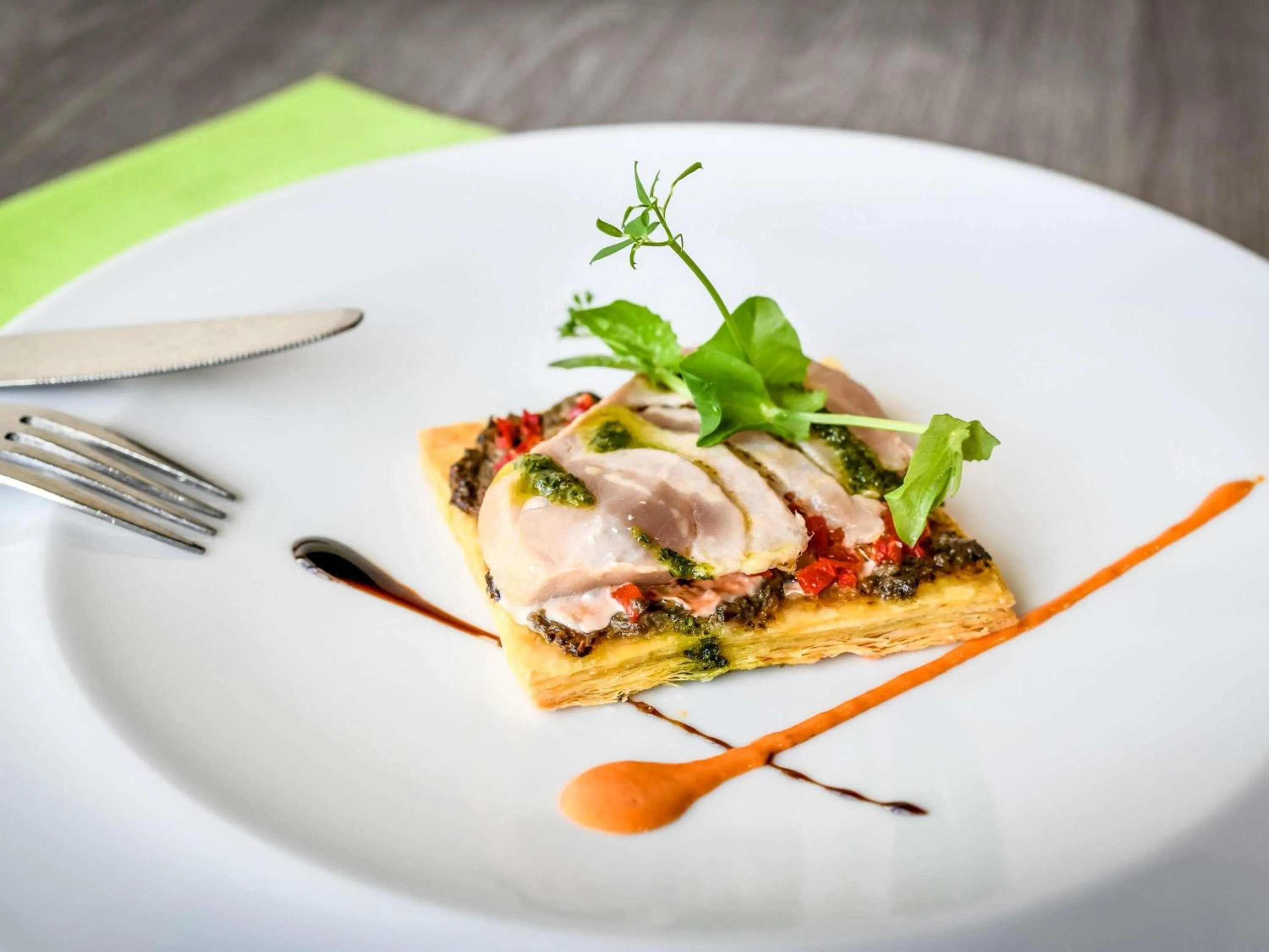 Restaurant/places to eat in ibis styles La Rochelle Thalasso Chatelaillon