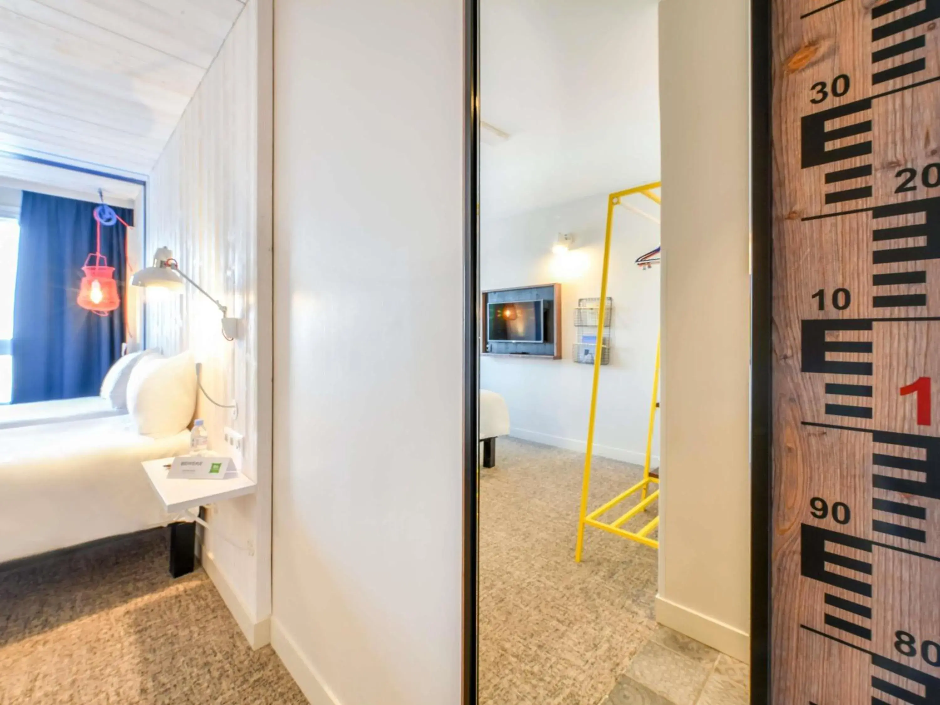 Bedroom, Bed in ibis styles La Rochelle Thalasso Chatelaillon Bedroom, Bed in ibis styles La Rochelle Thalasso Chatelaillon