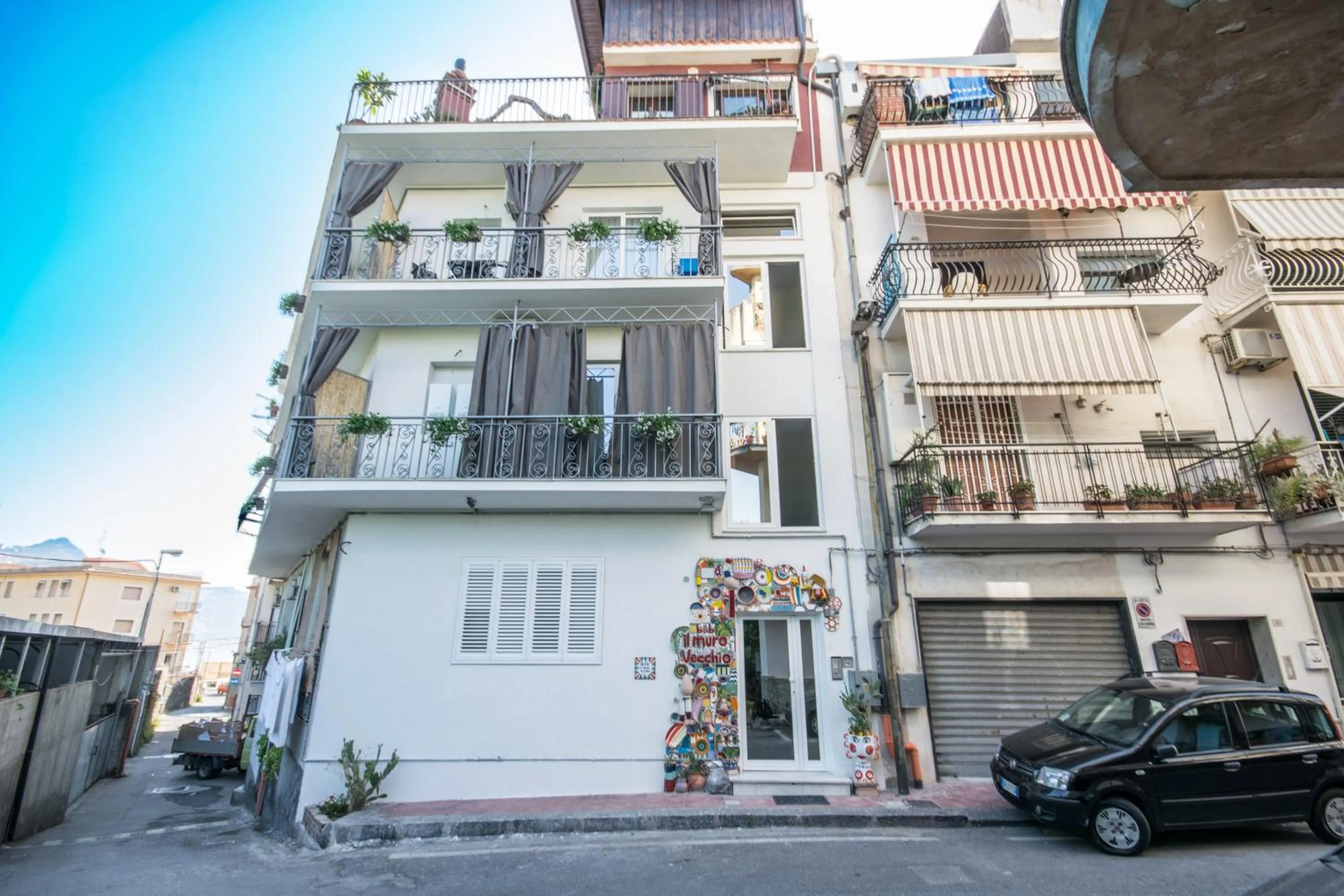 Property building in Il Muro Vecchio Design