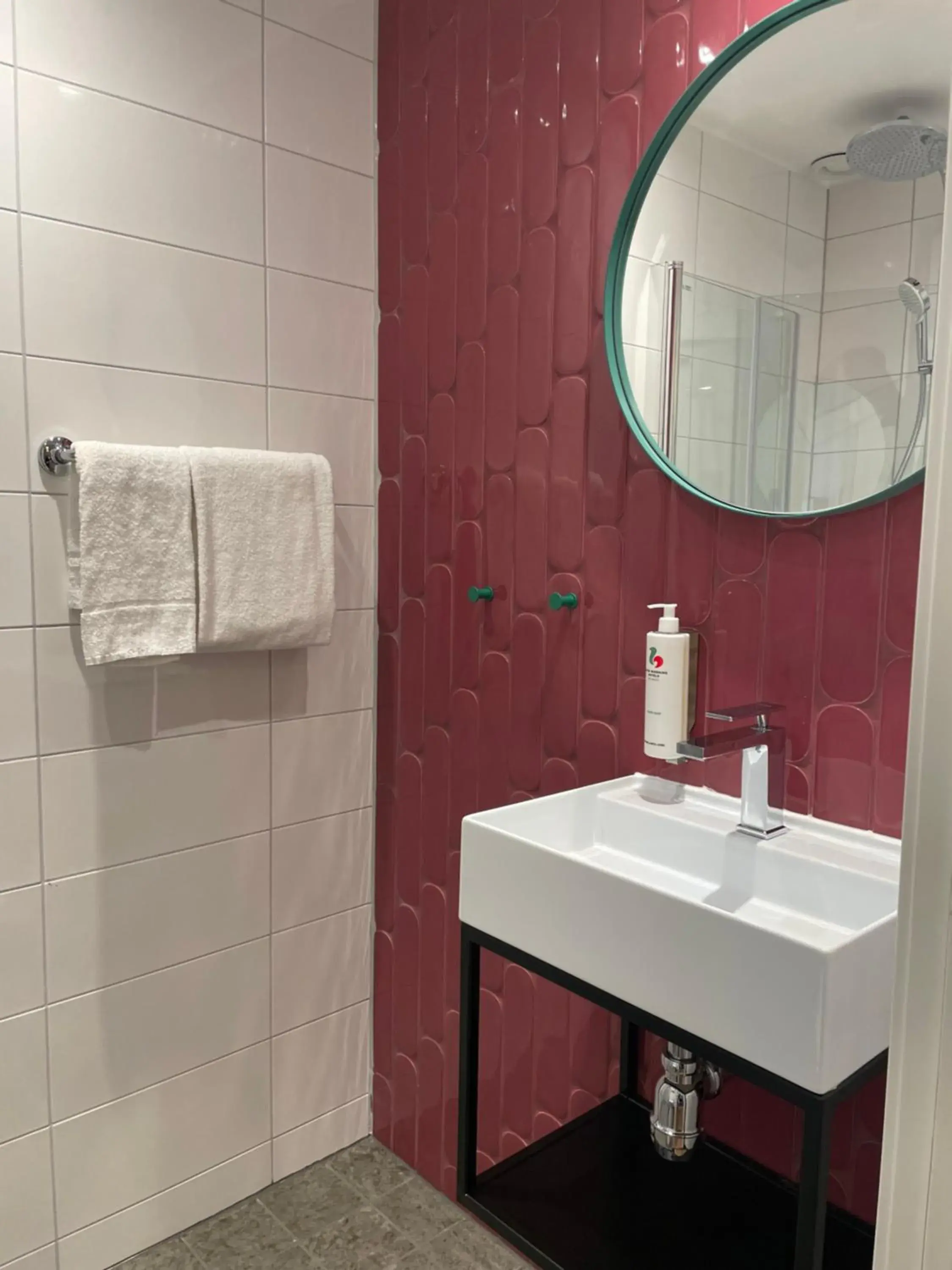 Property building in Good Morning Karlstad City Property building in Good Morning Karlstad City