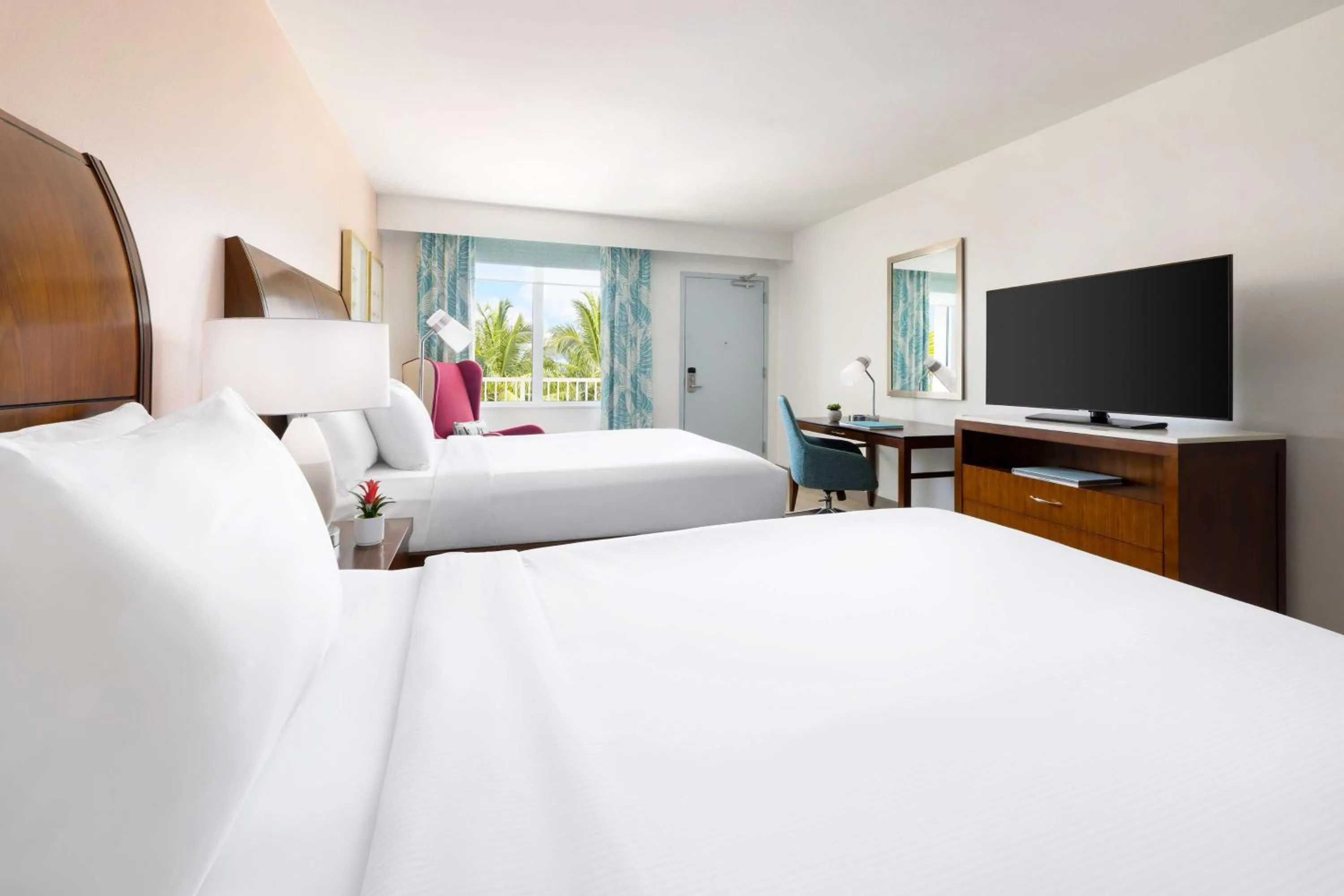 Bedroom, Bed in Hilton Garden Inn Key West / The Keys Collection