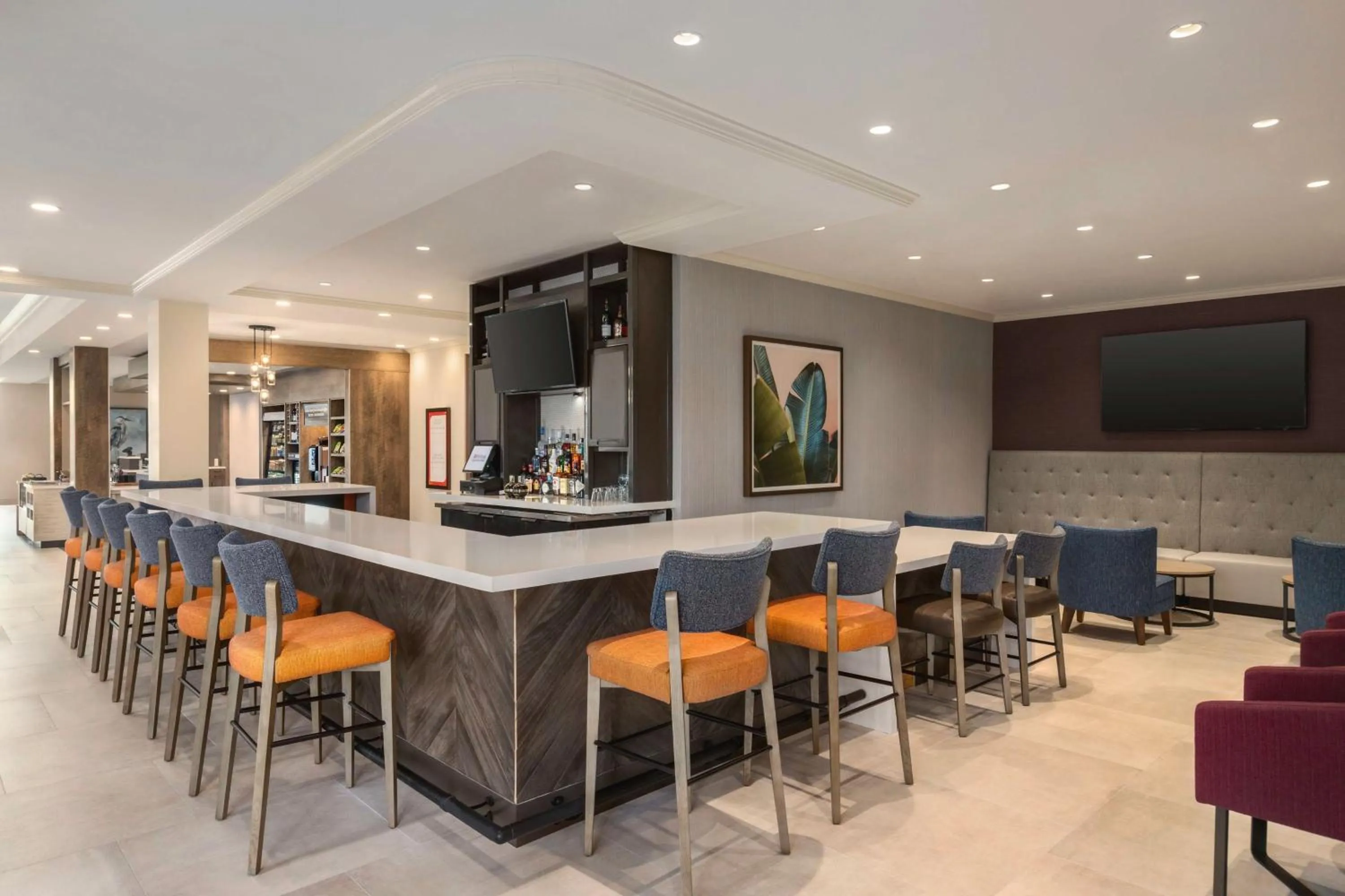 Lounge or bar in Hilton Garden Inn Palm Coast Town Center