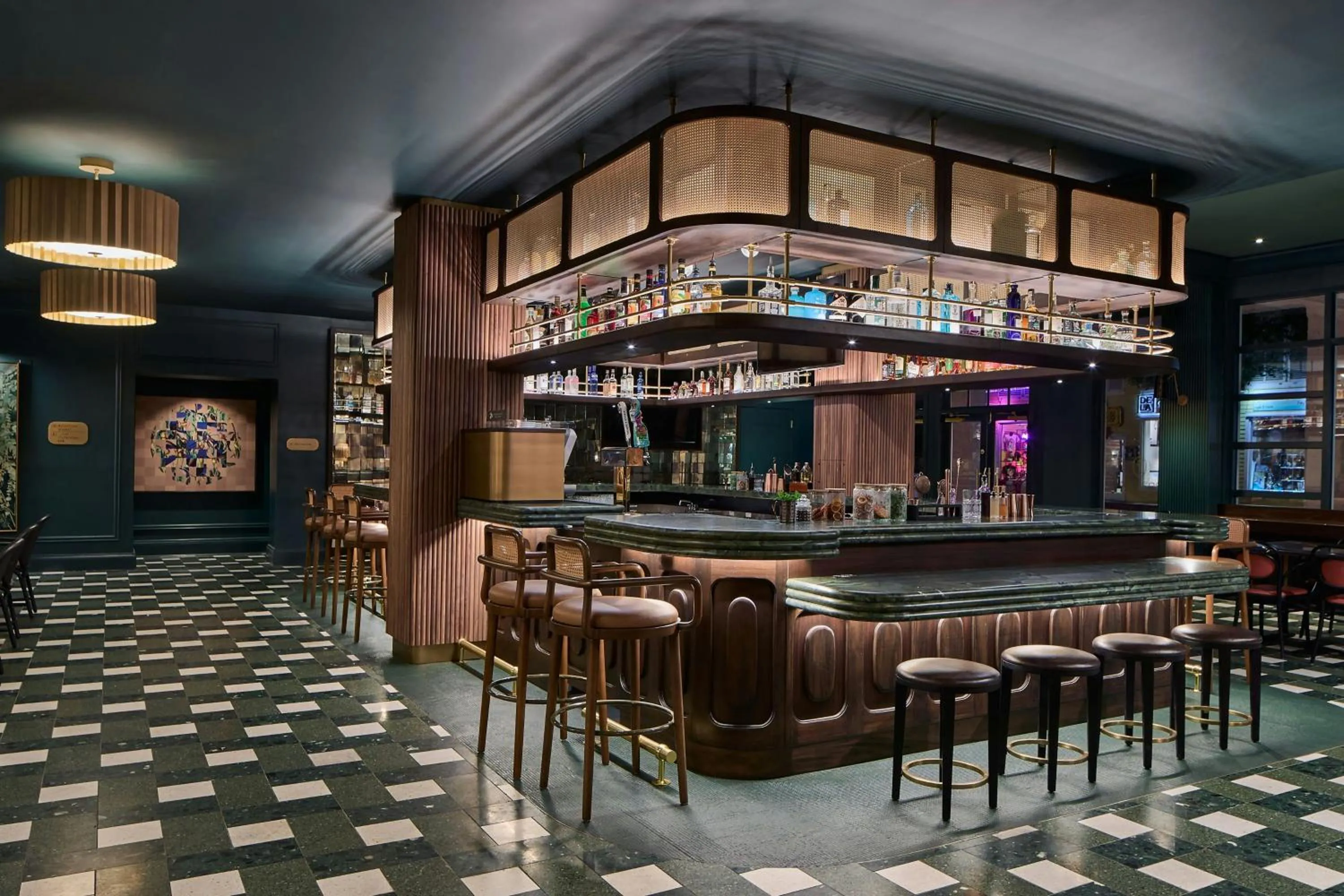 Lounge or bar in La Concha Key West, Autograph Collection