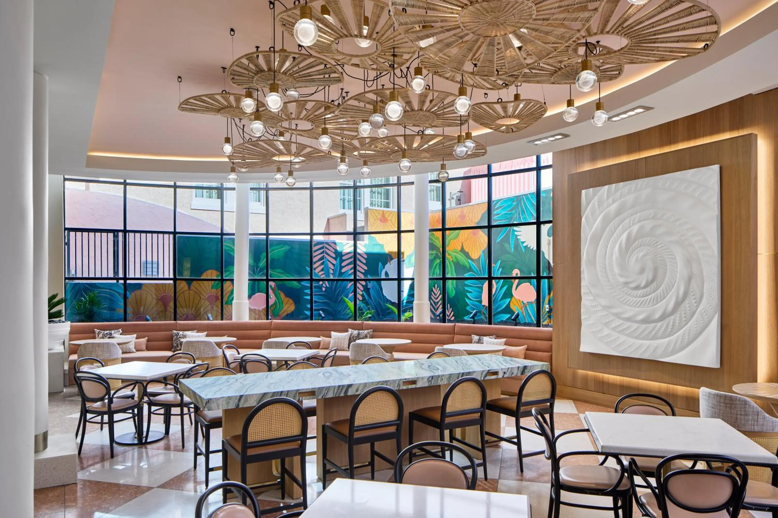 Restaurant/places to eat in La Concha Key West, Autograph Collection