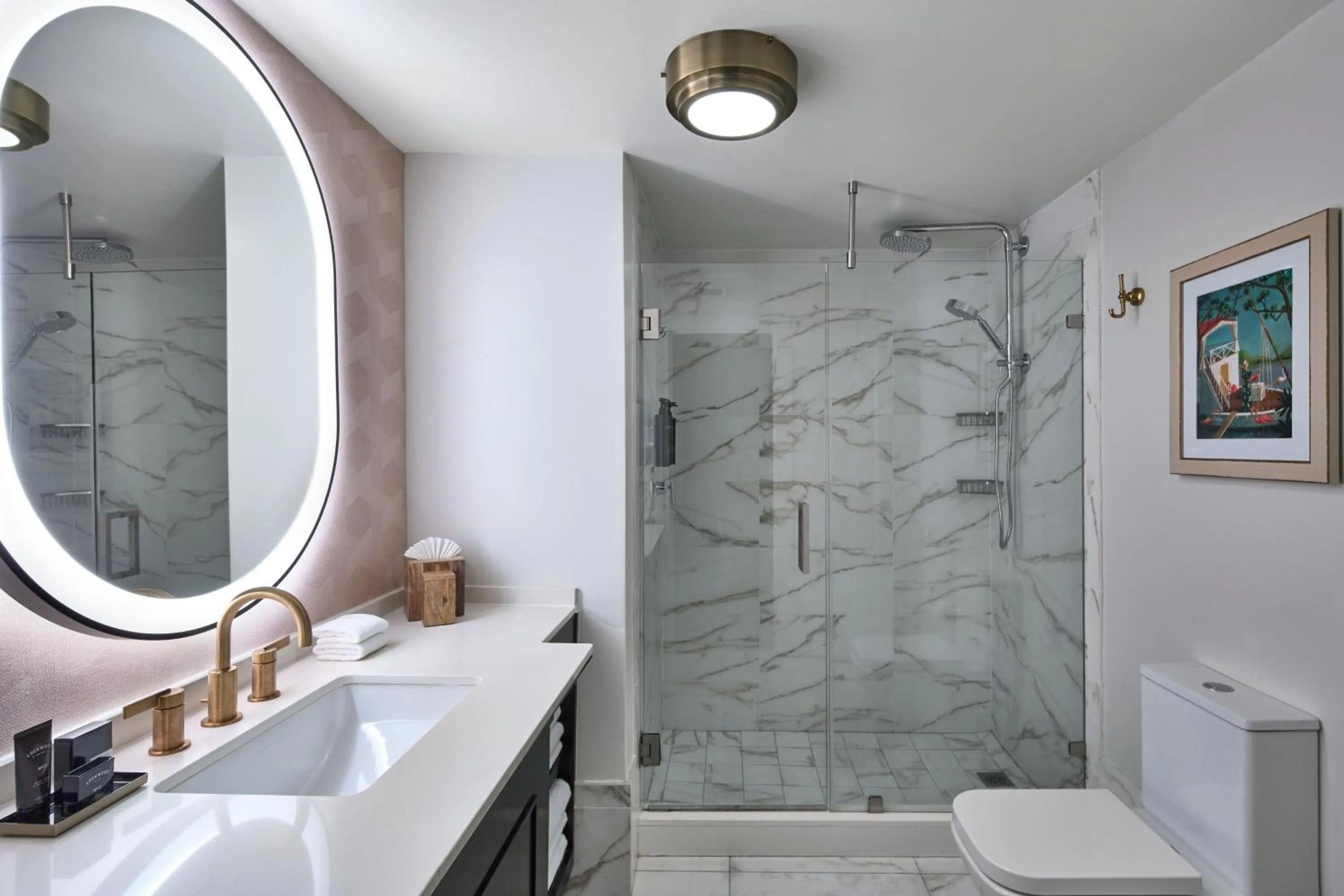 Bathroom in La Concha Key West, Autograph Collection