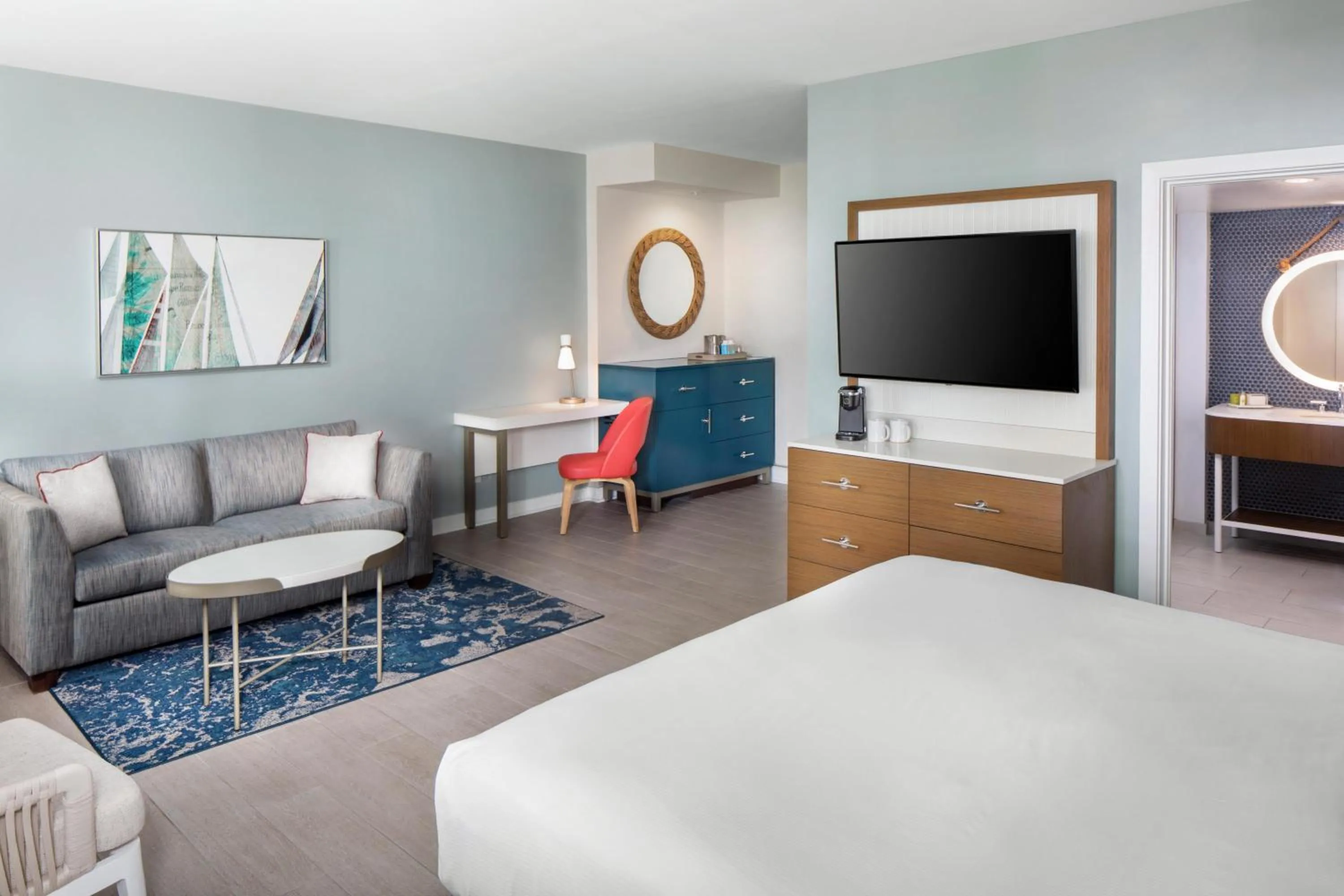 Bedroom, Bed in The Reach Key West, Curio Collection by Hilton