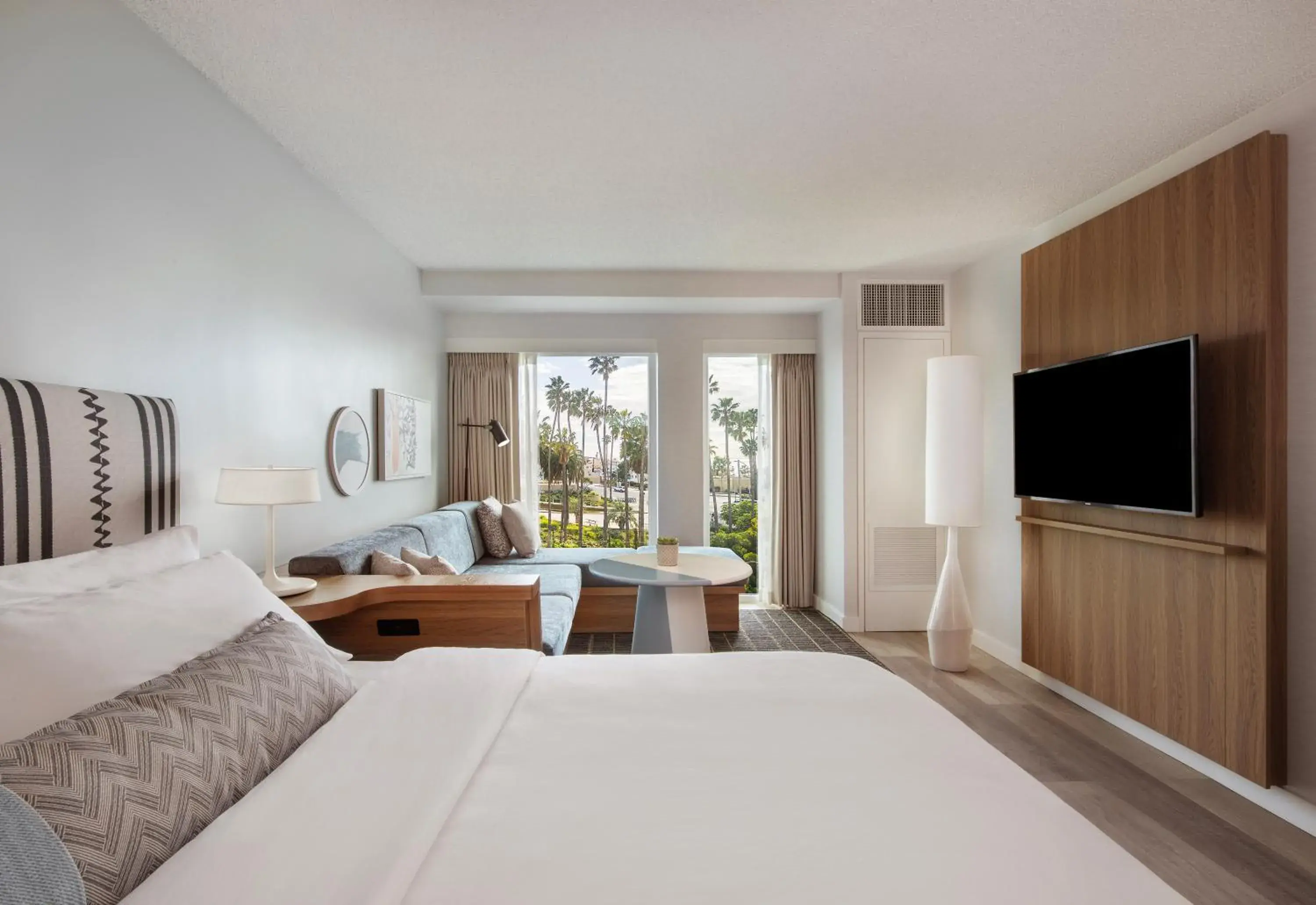 Photo of the whole room, Bed in The Pierside Santa Monica Photo of the whole room, Bed in The Pierside Santa Monica