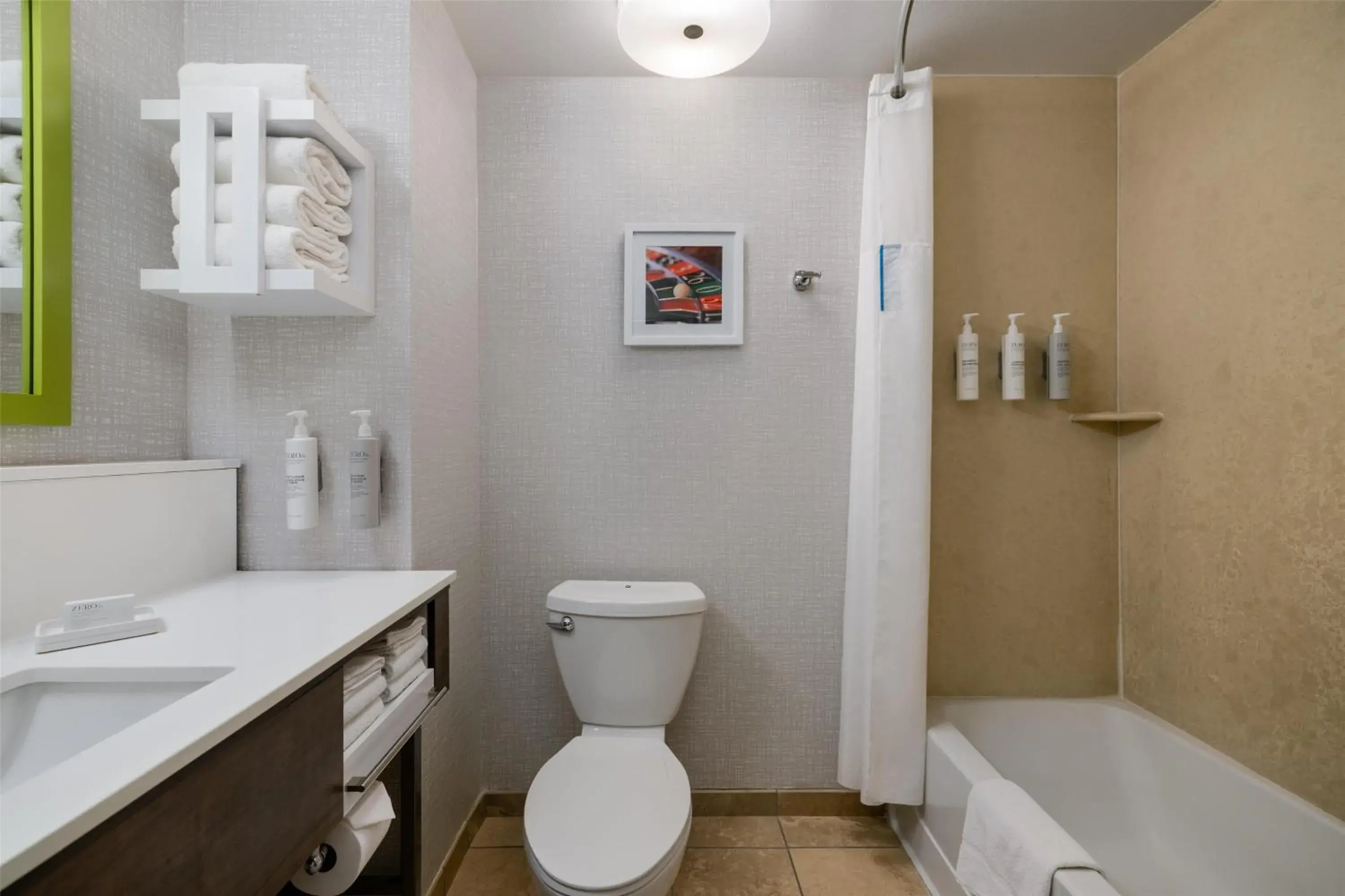 Bathroom in Hampton Inn Las Vegas/North Speedway Bathroom in Hampton Inn Las Vegas/North Speedway