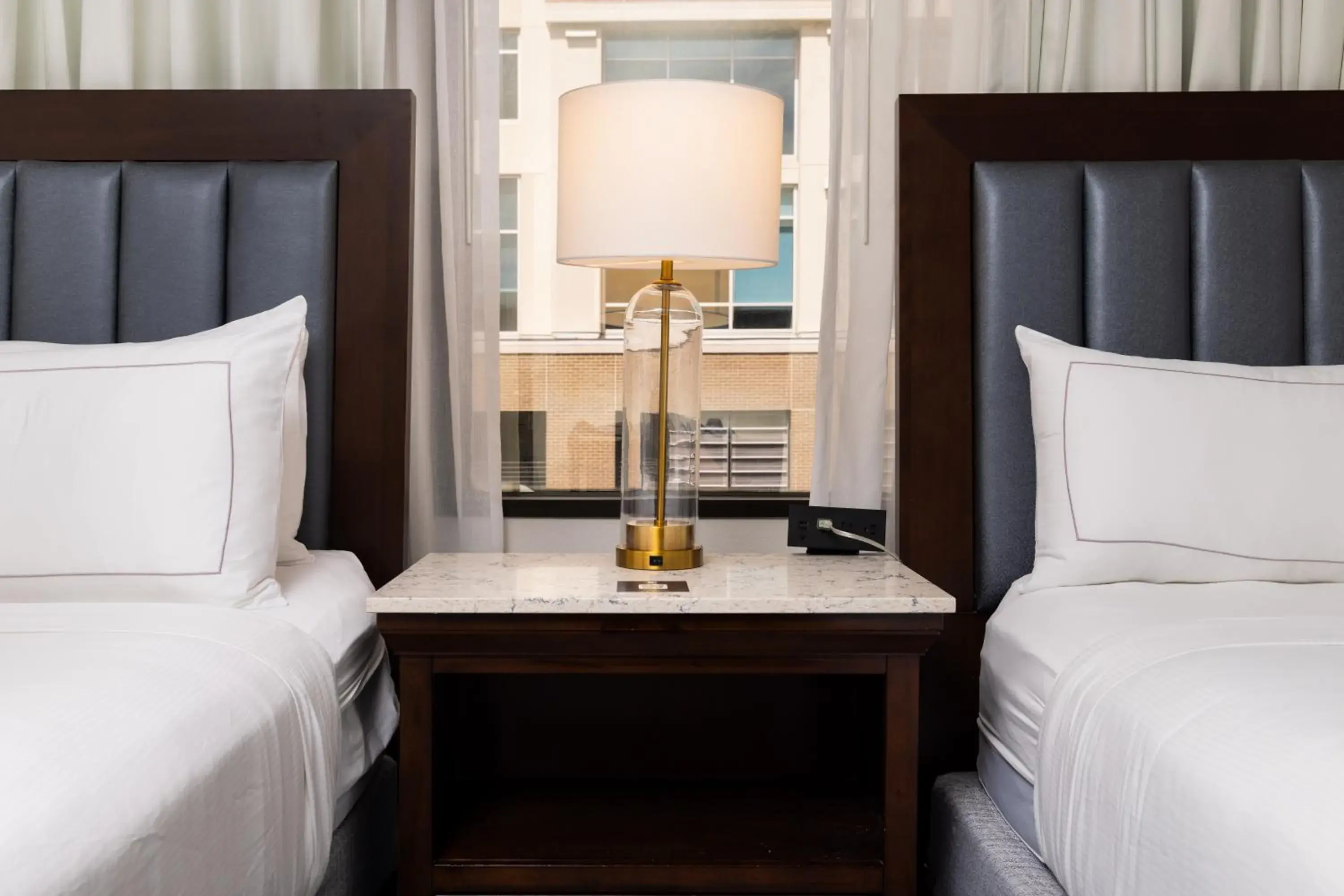 Bed in DoubleTree by Hilton Houston Medical Center Hotel & Suites Bed in DoubleTree by Hilton Houston Medical Center Hotel & Suites