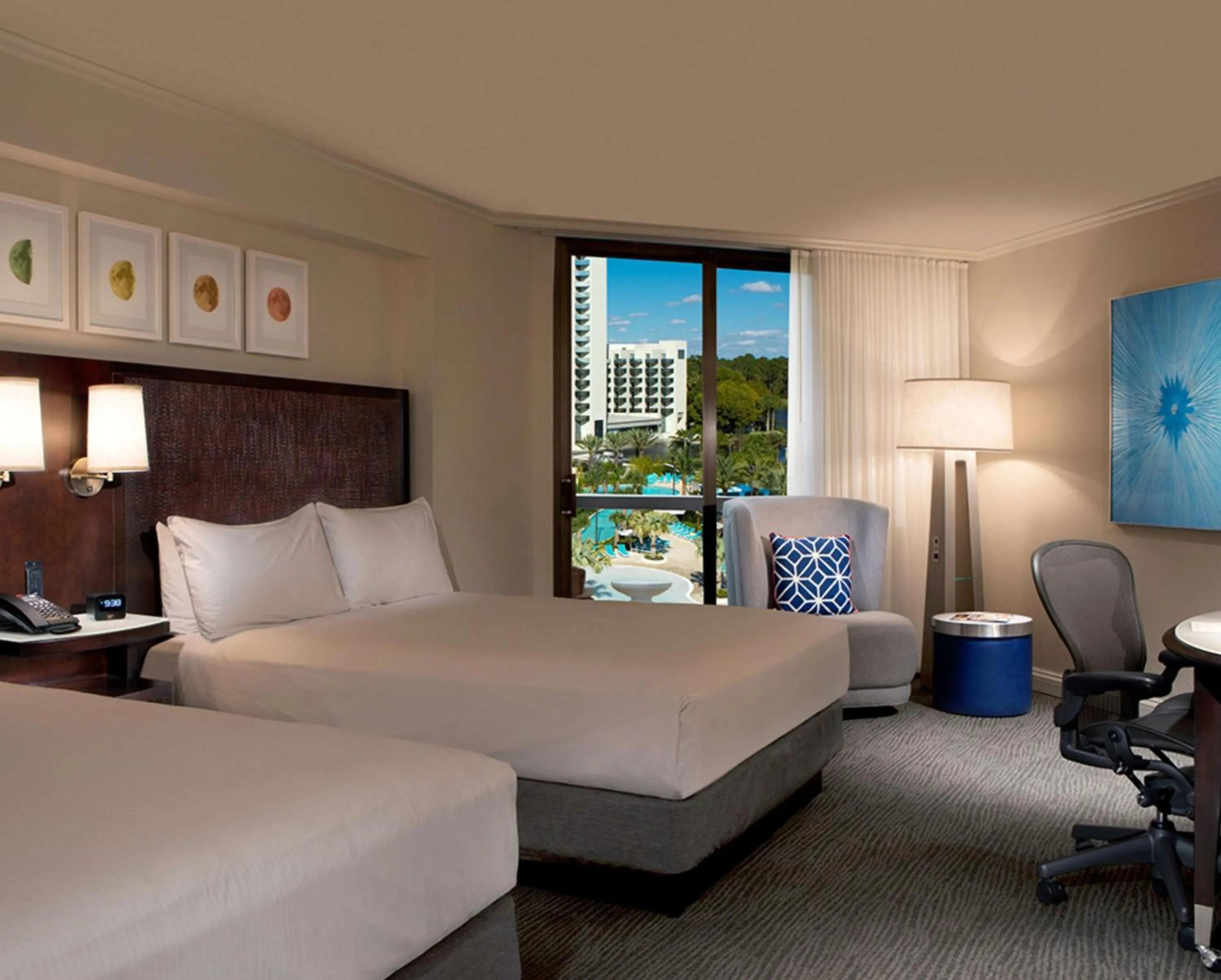Bedroom, Bed in Hilton Orlando Buena Vista Palace - Disney Springs Area