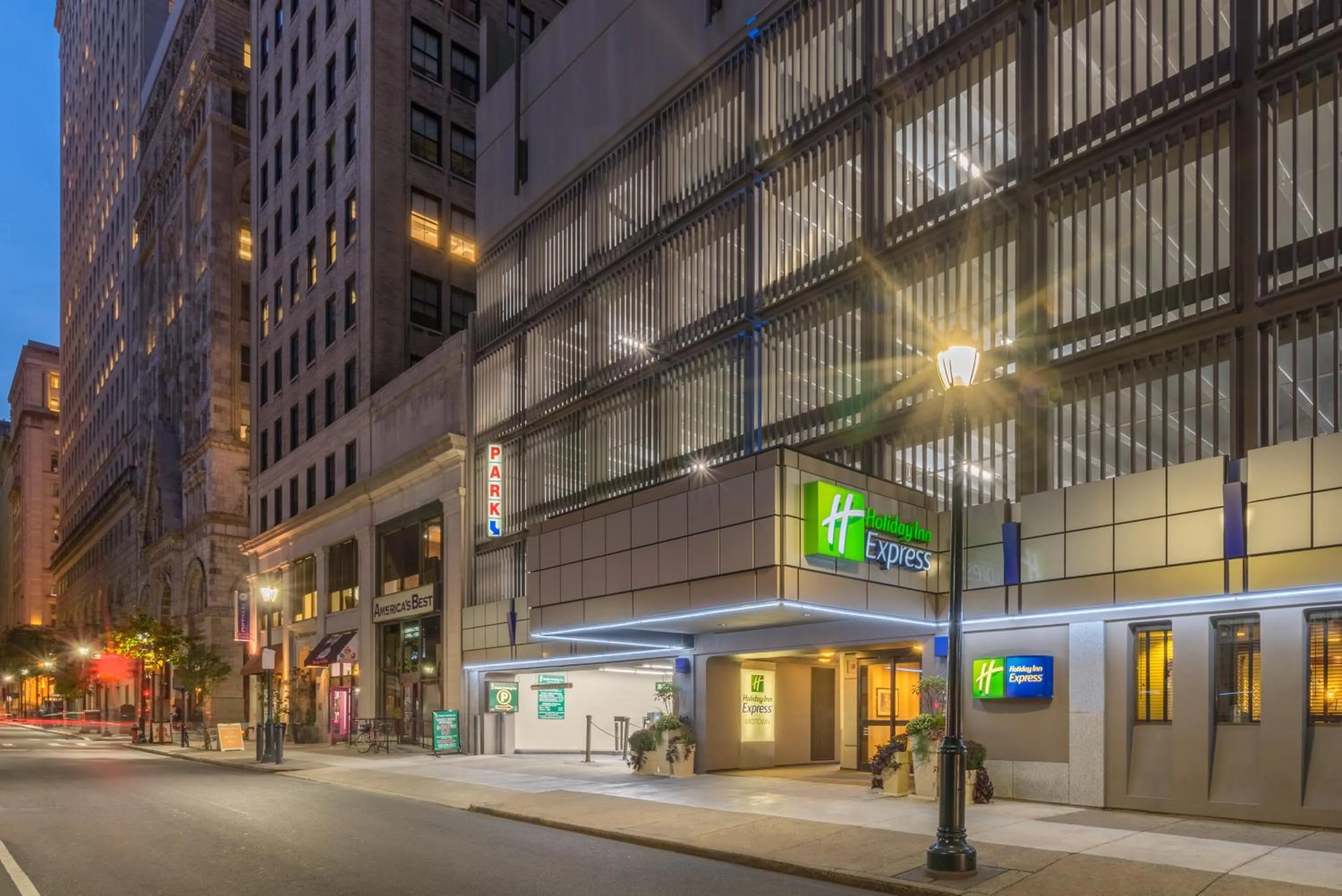 Property building in Holiday Inn Express Philadelphia-Midtown by IHG