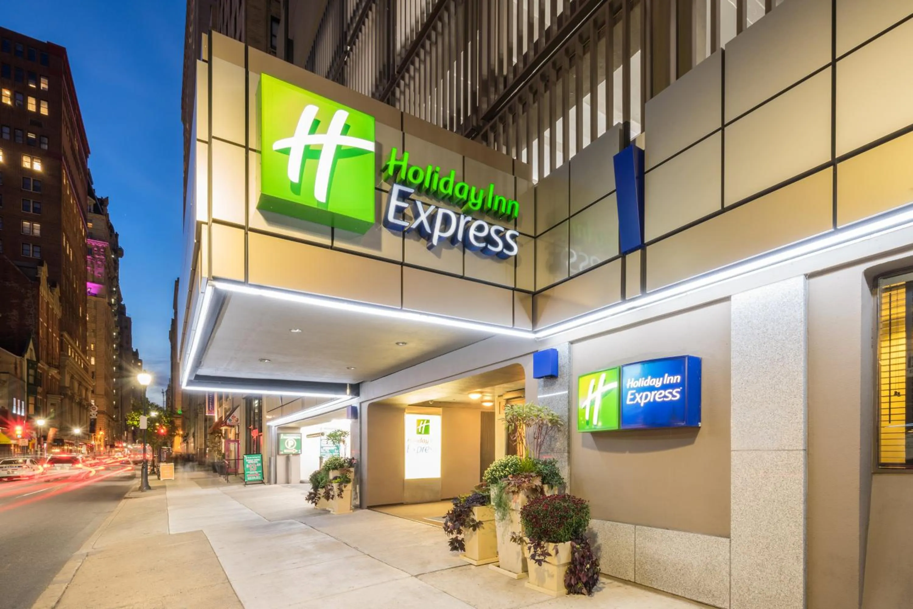 Property building in Holiday Inn Express Philadelphia-Midtown by IHG