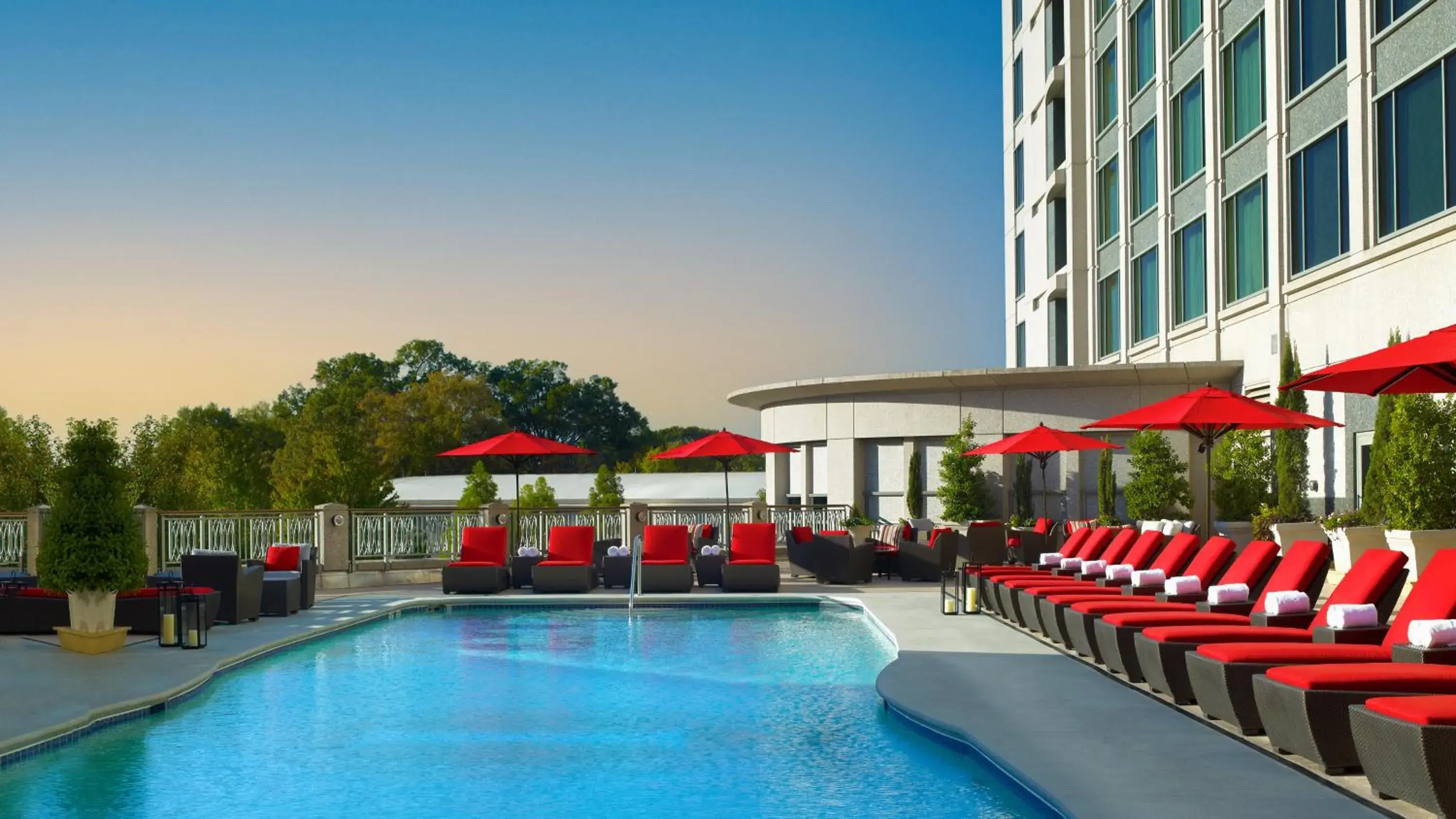 Swimming pool in InterContinental Buckhead Atlanta by IHG Swimming pool in InterContinental Buckhead Atlanta by IHG