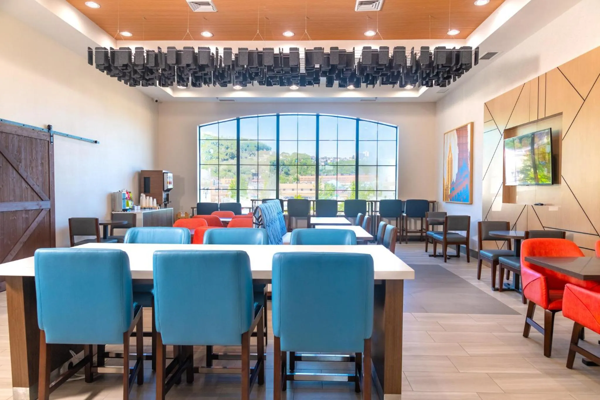 Breakfast in Holiday Inn Express Hotel & Suites Pittsburgh-South Side by IHG