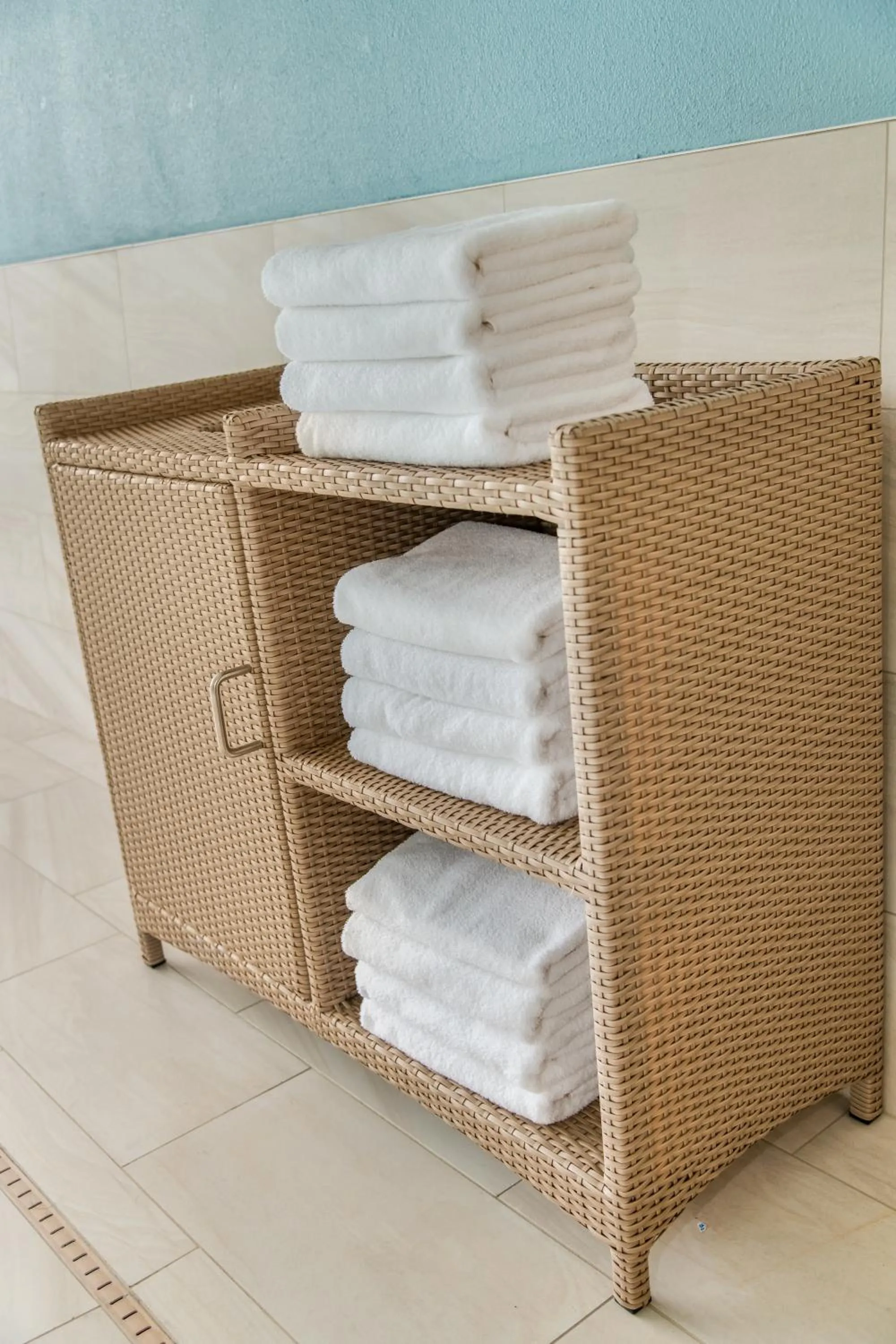 towels in Holiday Inn Express Hotel & Suites Pittsburgh-South Side by IHG