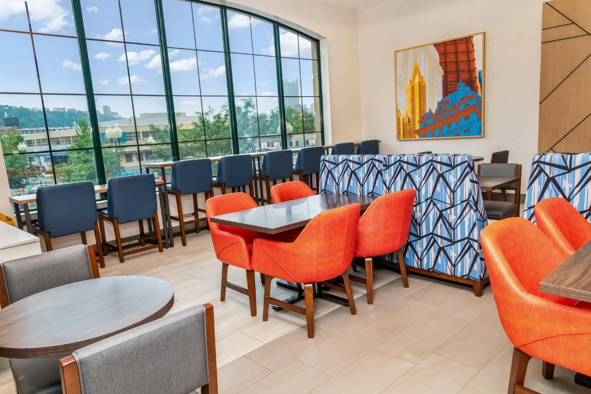 Breakfast in Holiday Inn Express Hotel & Suites Pittsburgh-South Side by IHG