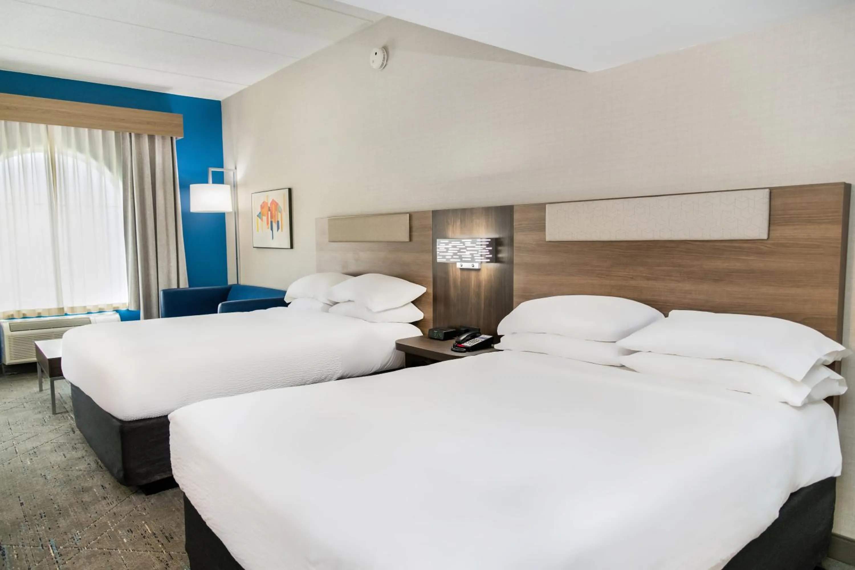 Bed in Holiday Inn Express Hotel & Suites Pittsburgh-South Side by IHG