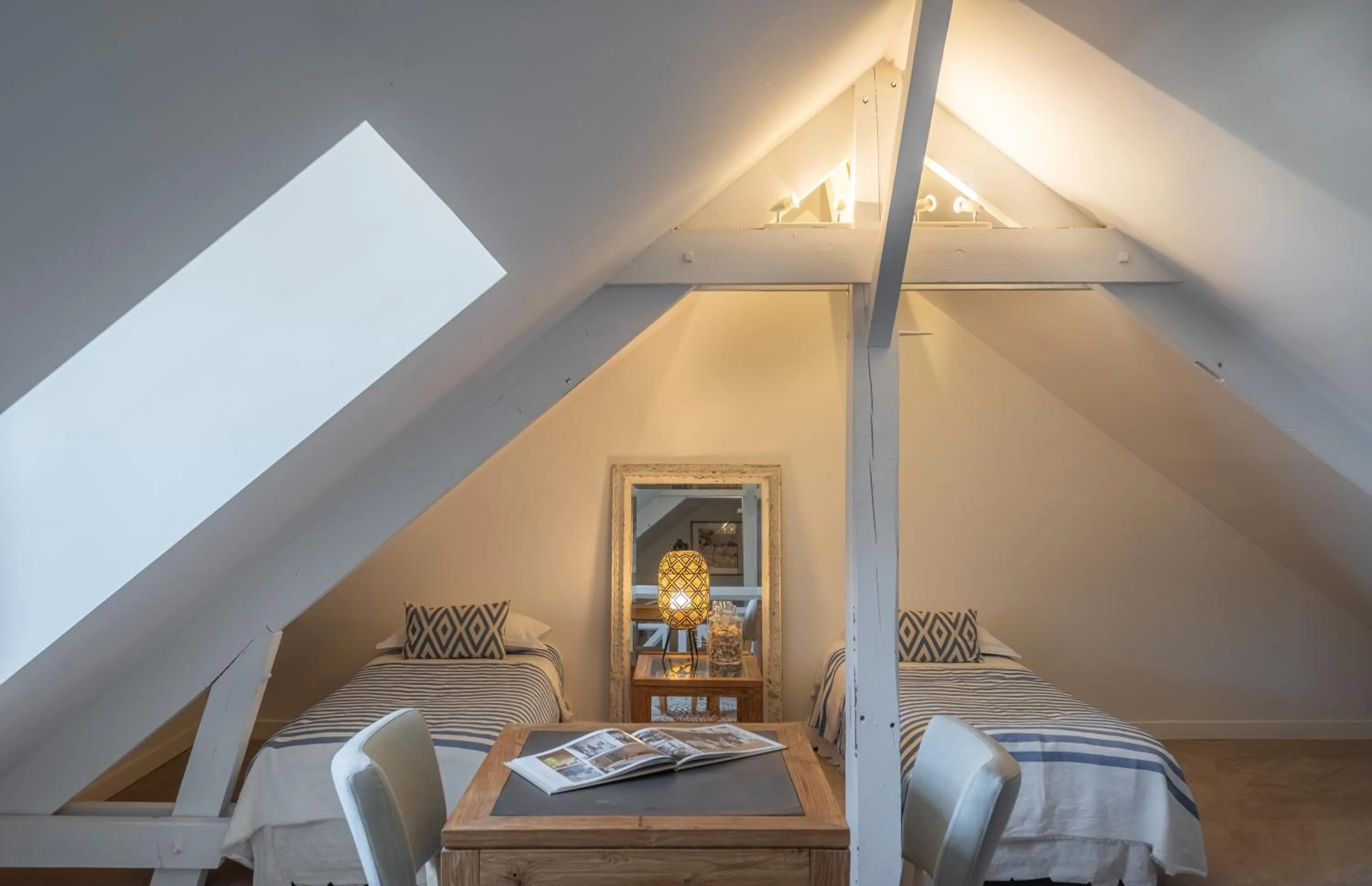 Bed in La Marine de Loire Hôtel & Spa