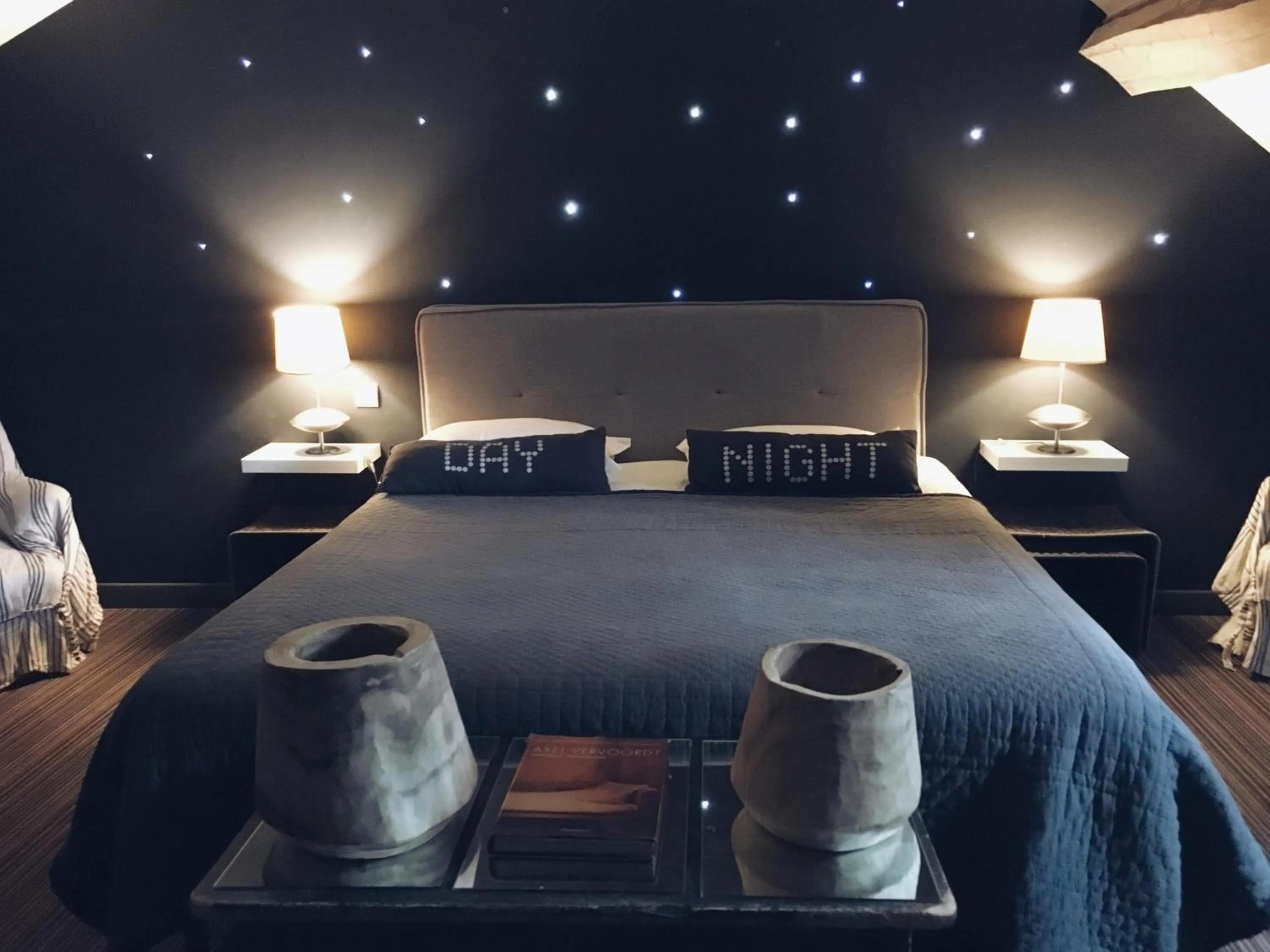 Bed in La Marine de Loire Hôtel & Spa